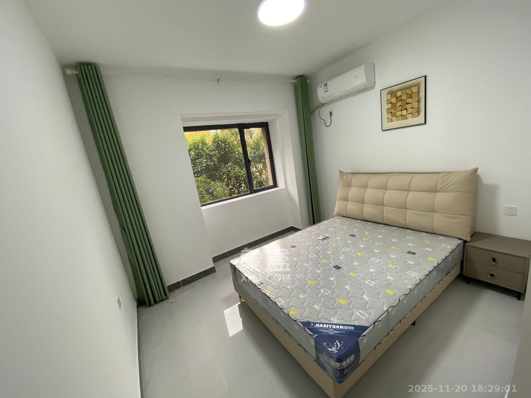 兰亭湾畔  4室2厅2卫    3800.0元/月室内图