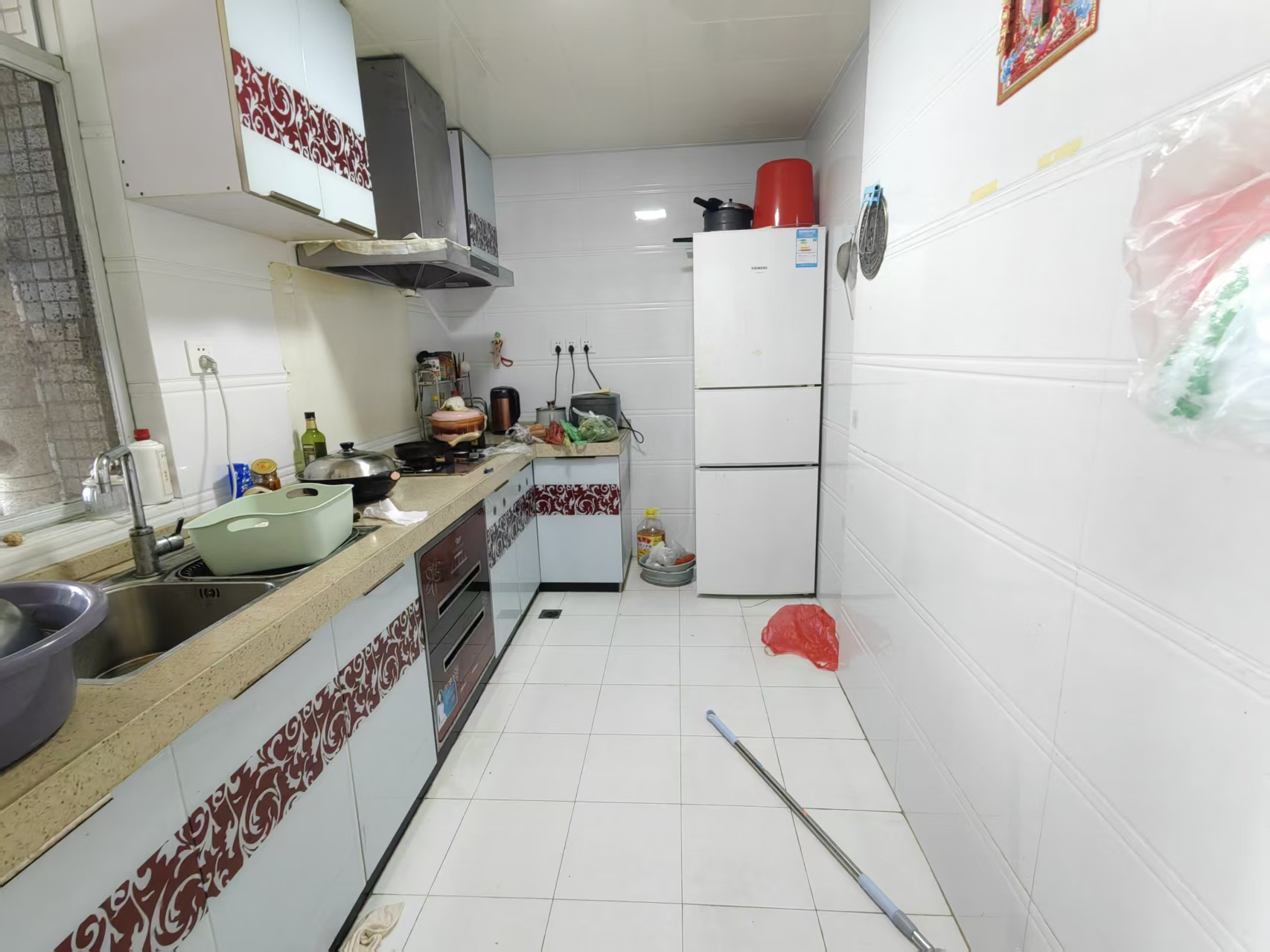 宝源花园  3室2厅2卫    168.0万室内图