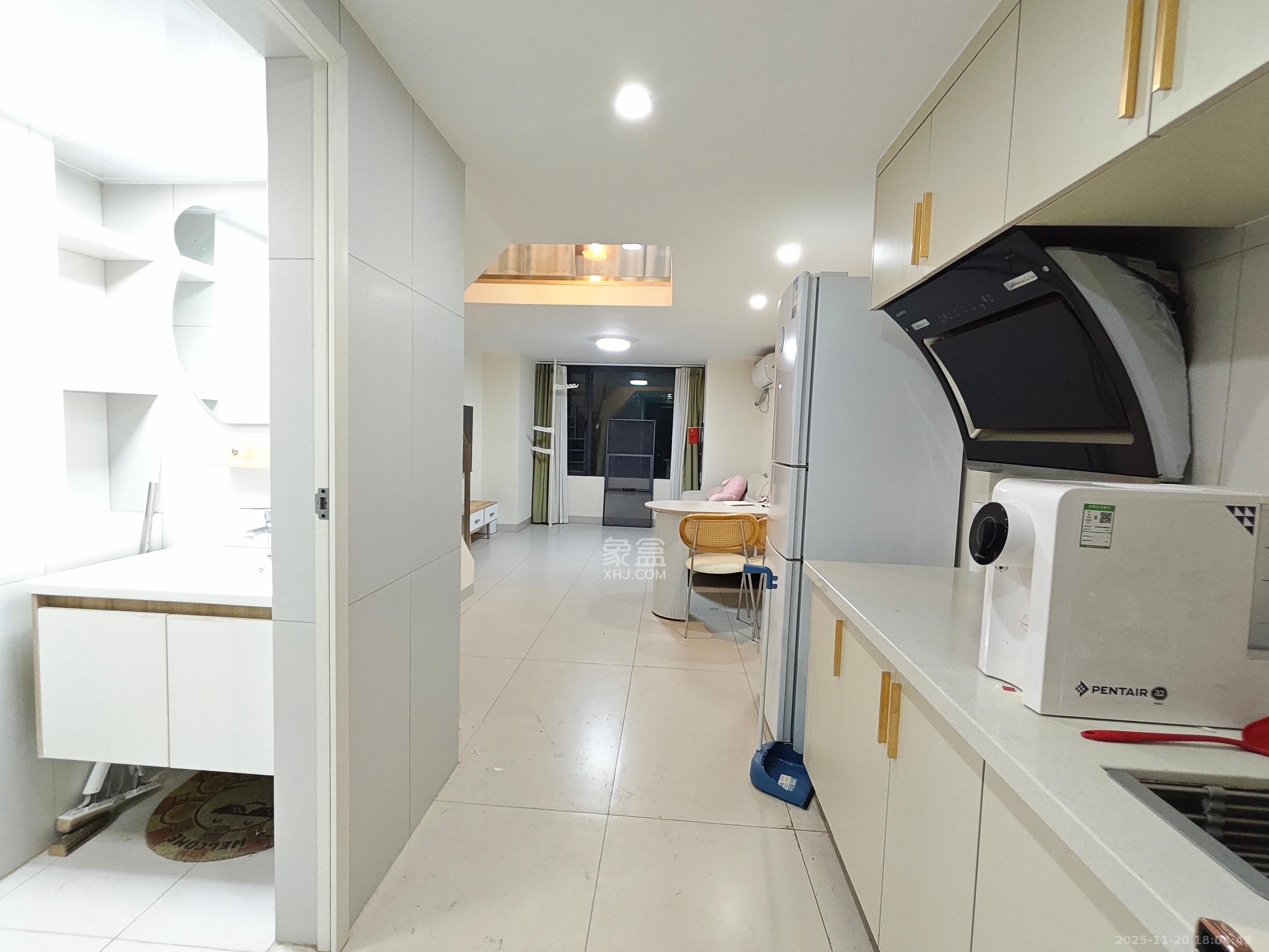 梅溪悦章 2室1厅1卫 2300.0元/月 梅溪悦章 2室1厅1卫 2300.0元/月室内图