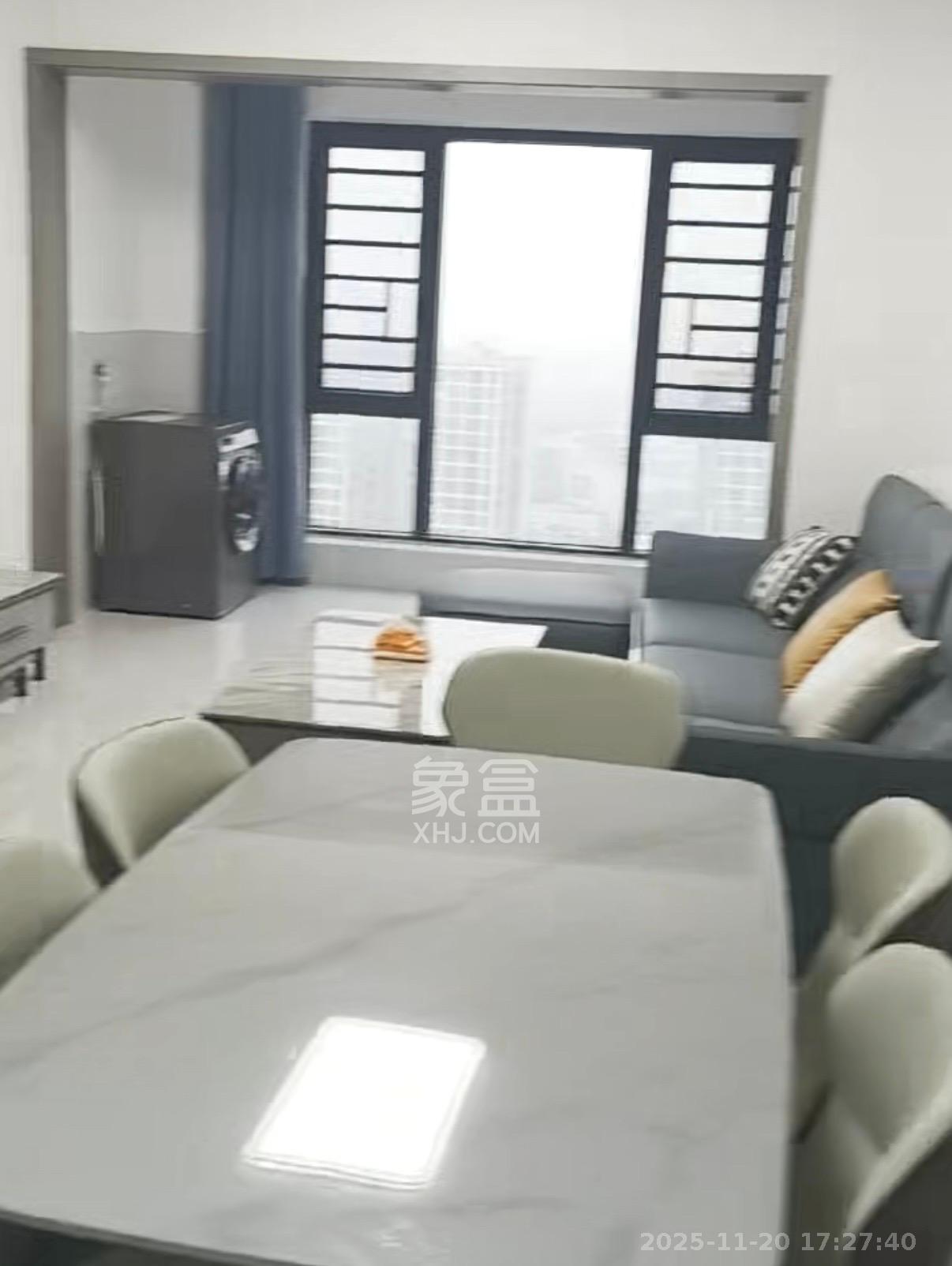 兰亭湾畔  3室2厅1卫    2500.0元/月