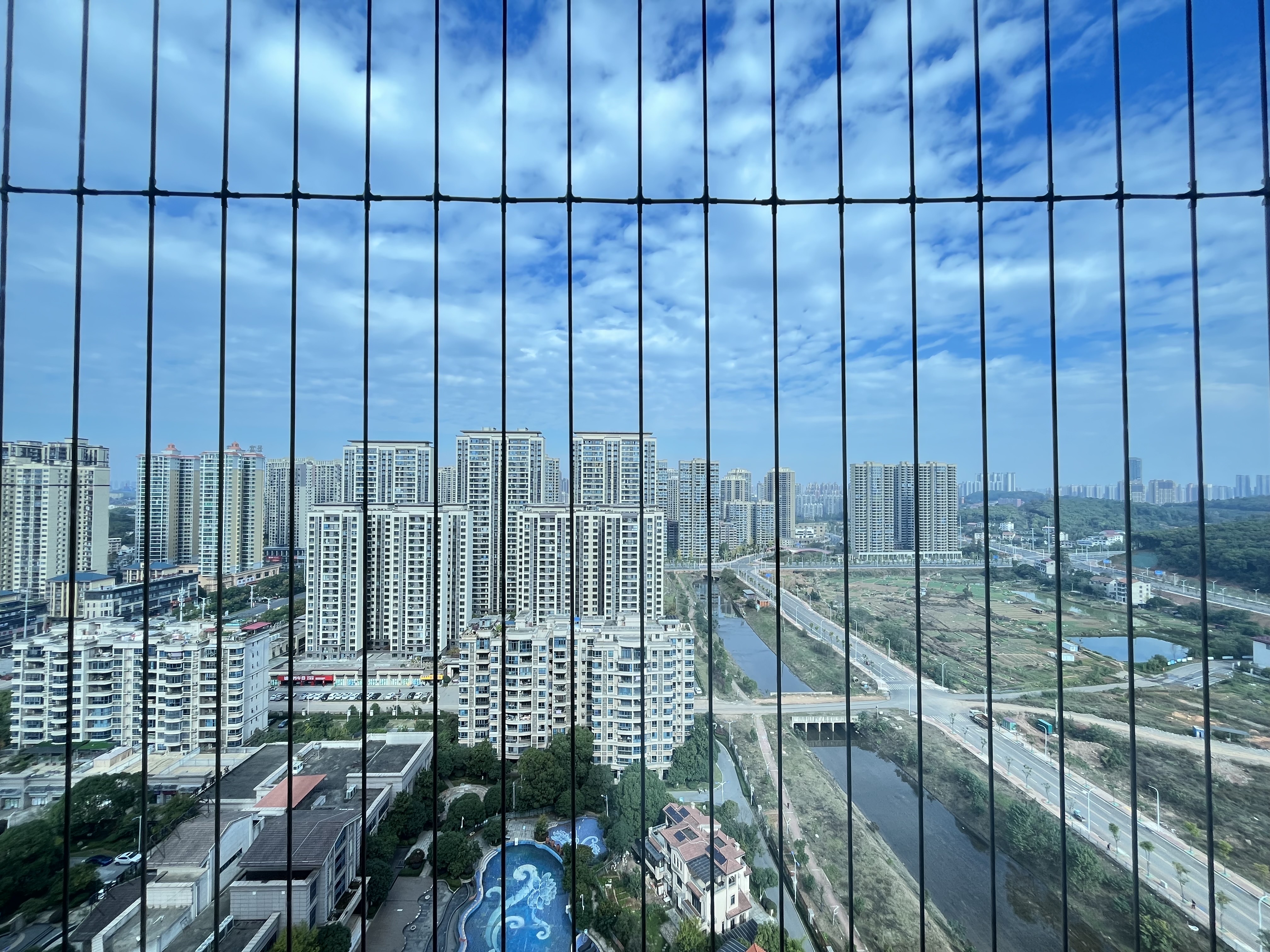 衡阳碧桂园  3室2厅2卫    2500.0元/月室内图