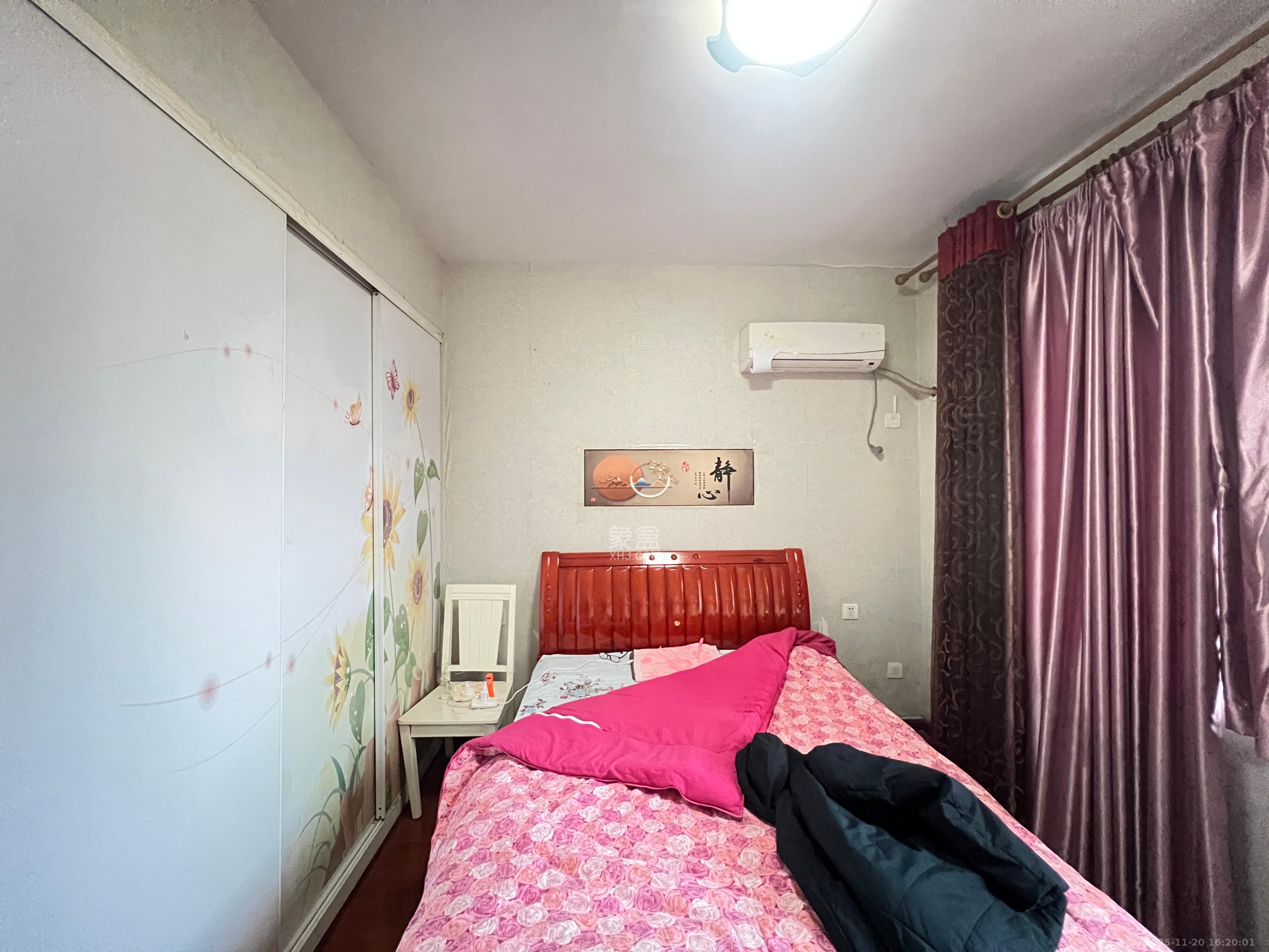 香颂国际 2室2厅1卫 1600.0元/月 香颂国际 2室2厅1卫 1600.0元/月室内图