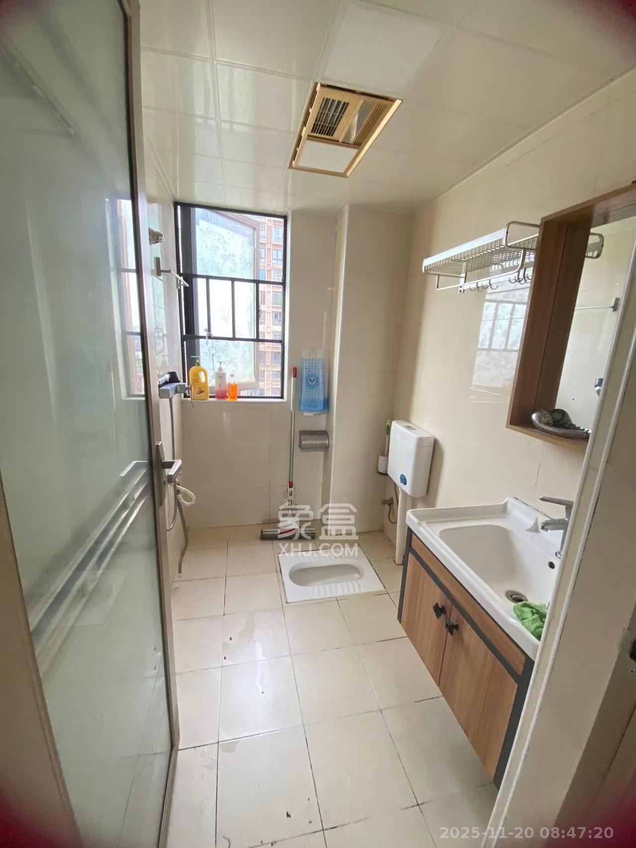 东宜兰园 2室1厅1卫 1800.0元/月 东宜兰园 2室1厅1卫 1800.0元/月室内图