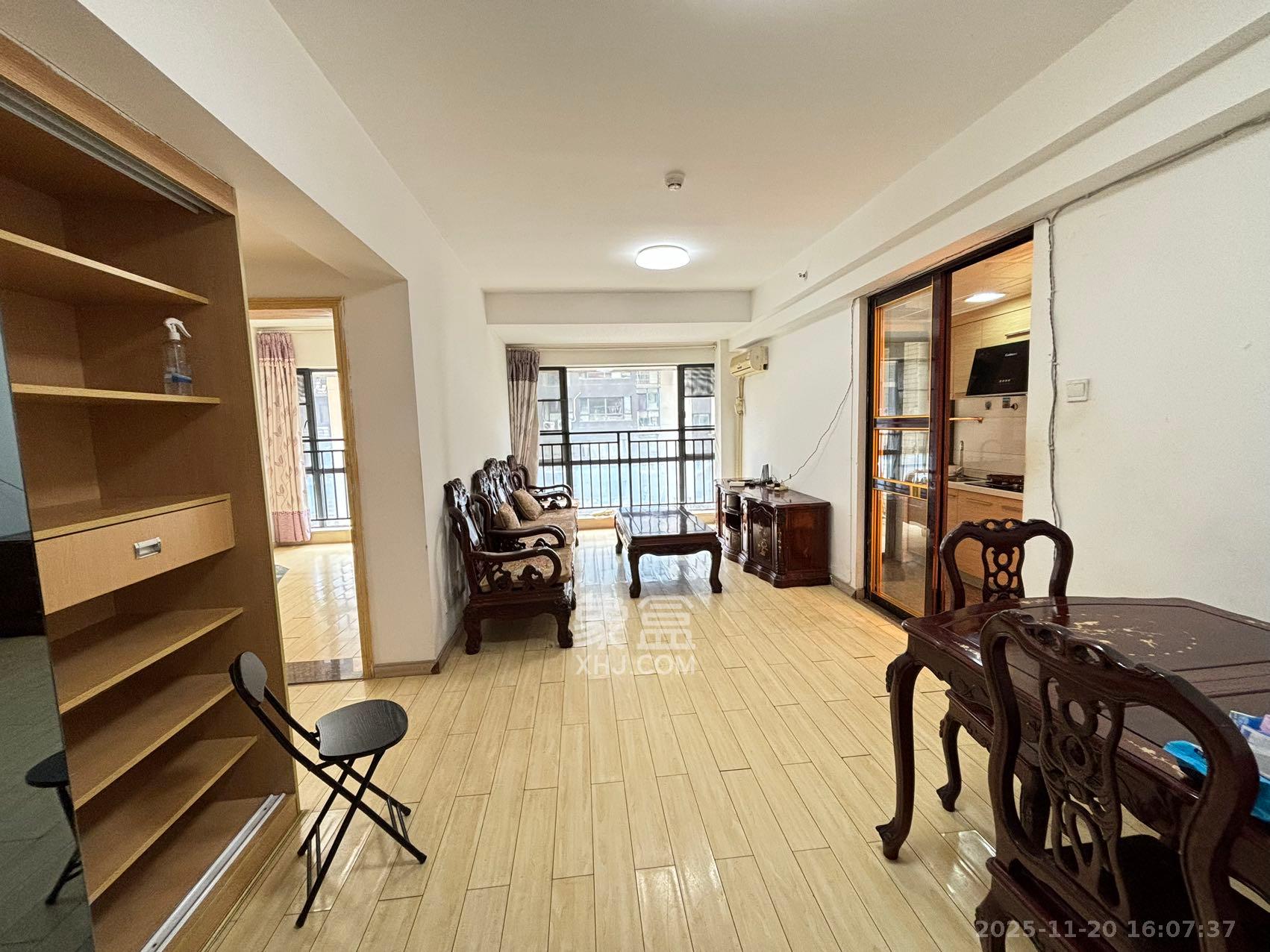 中信文化广场(中信新城二期) 2室1厅1卫 1600.0元/月 中信文化广场(中信新城二期) 2室1厅1卫 1600.0元/月室内图