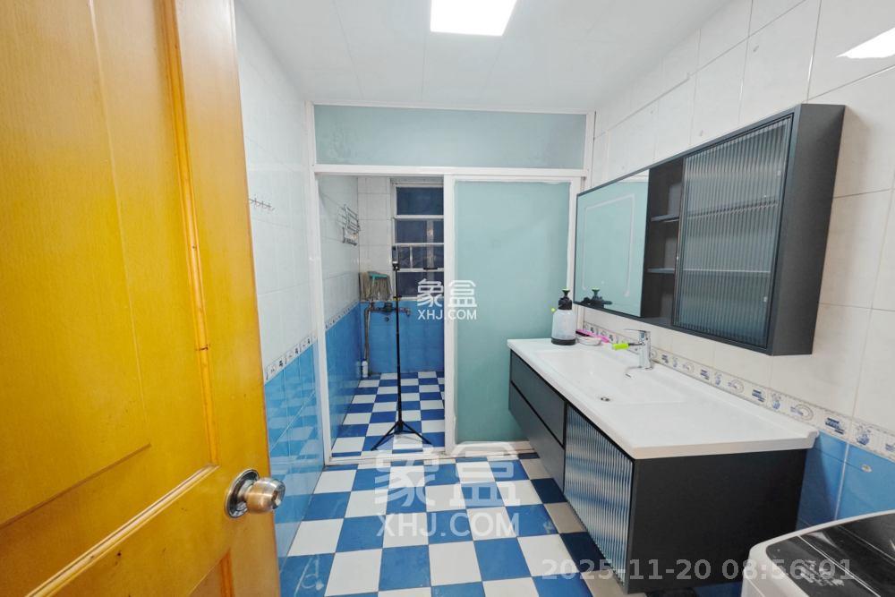 鸿园小区 3室2厅1卫 2500.0元/月 鸿园小区 3室2厅1卫 2500.0元/月小区图