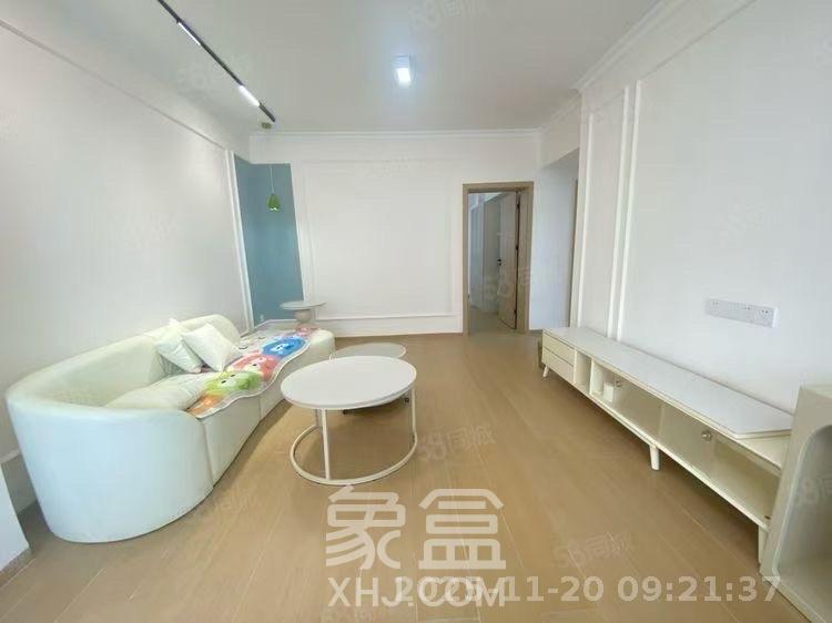 新世界百货(湖南供销大厦) 3室1厅1卫 3800.0元/月 新世界百货(湖南供销大厦) 3室1厅1卫 3800.0元/月室内图