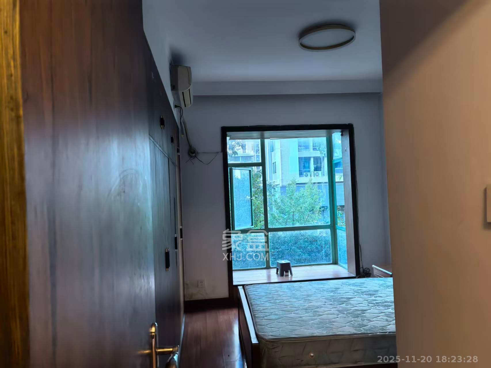 锦绣华天  3室2厅2卫    3500.0元/月室内图