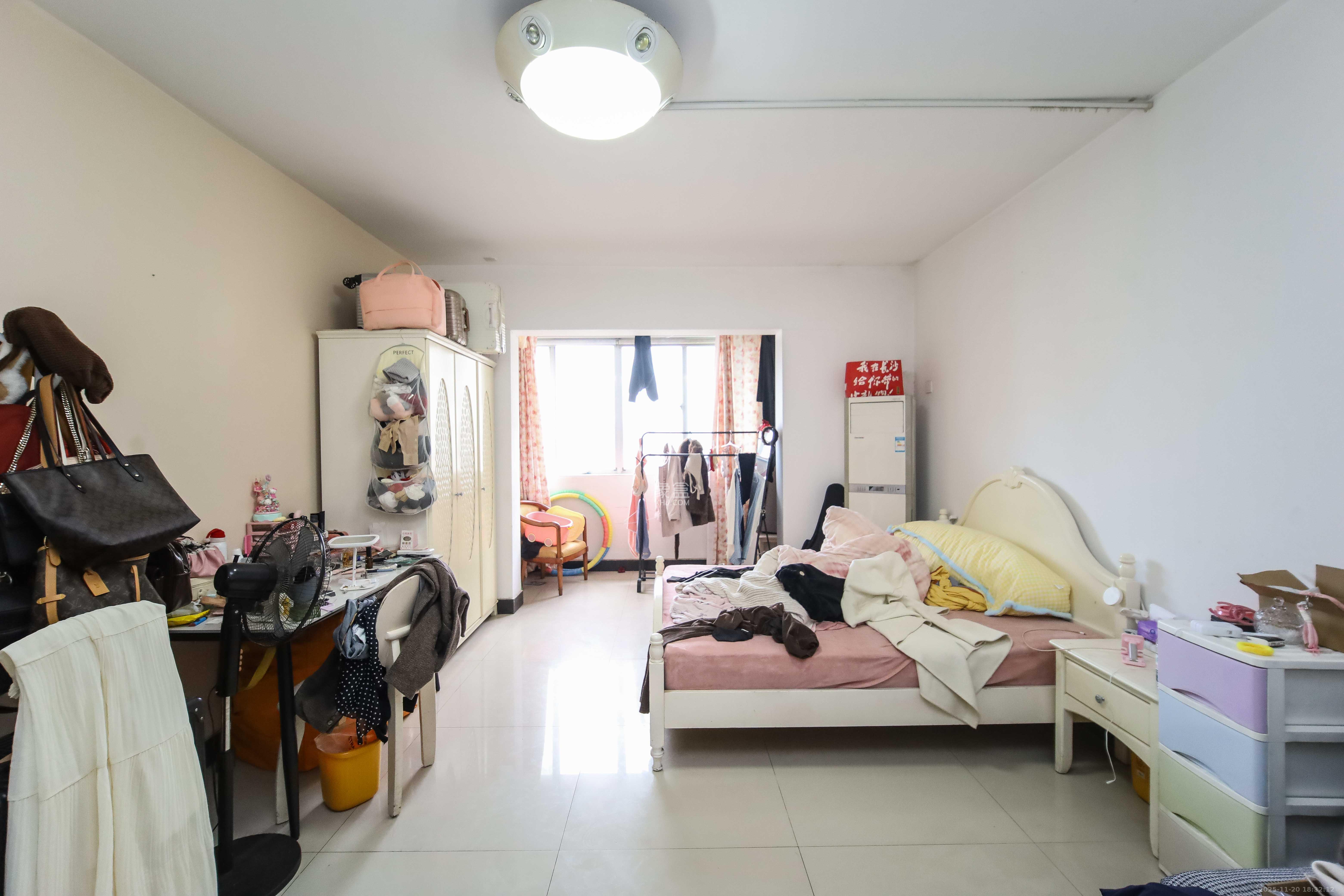 上河国际F座  1室1厅1卫    30.0万