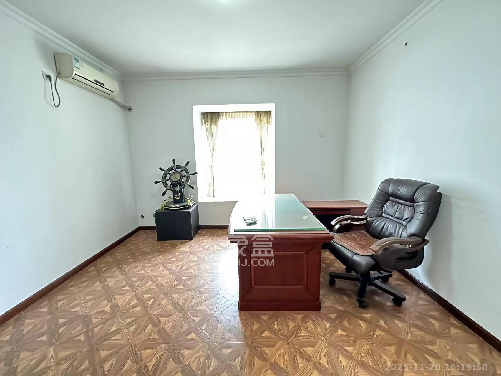 上河国际C区 4室2厅2卫 3500.0元/月 上河国际C区 4室2厅2卫 3500.0元/月室内图