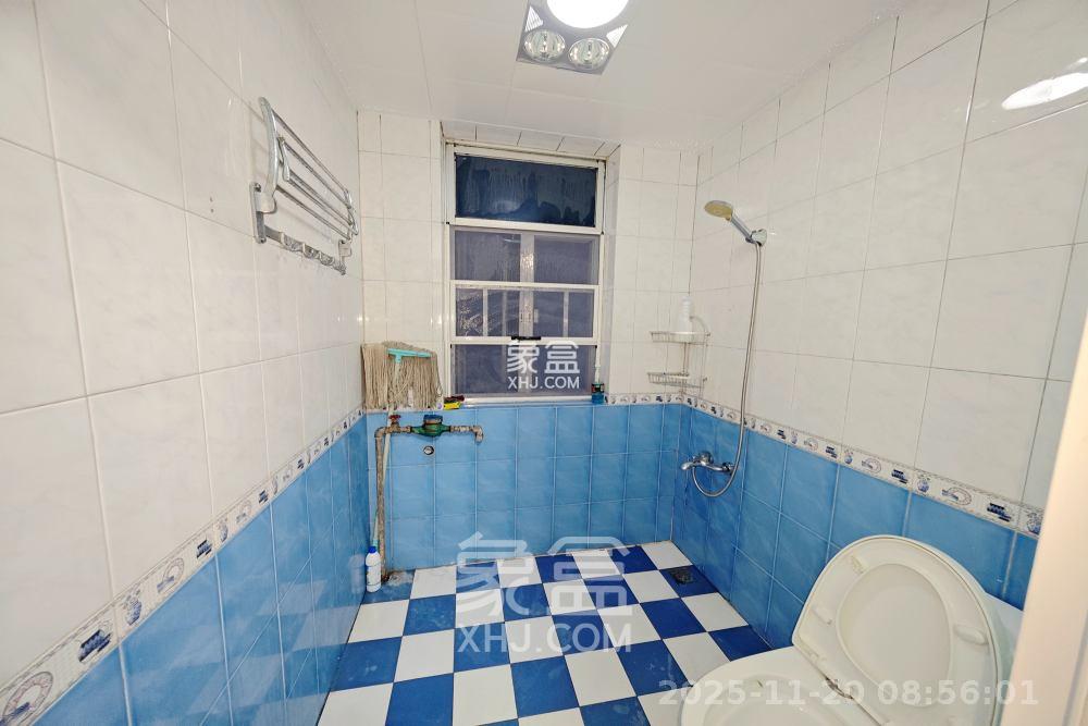 鸿园小区 3室2厅1卫 2500.0元/月 鸿园小区 3室2厅1卫 2500.0元/月小区图