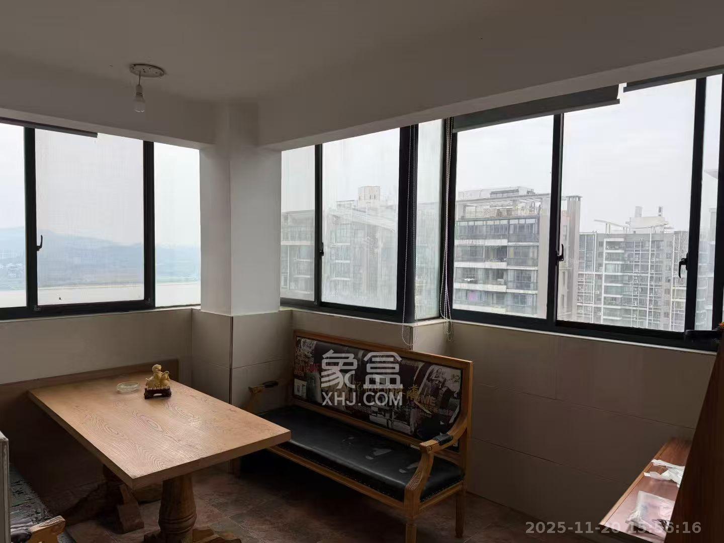 湘江世纪城星江苑 3室2厅2卫 2400.0元/月 湘江世纪城星江苑 3室2厅2卫 2400.0元/月室内图