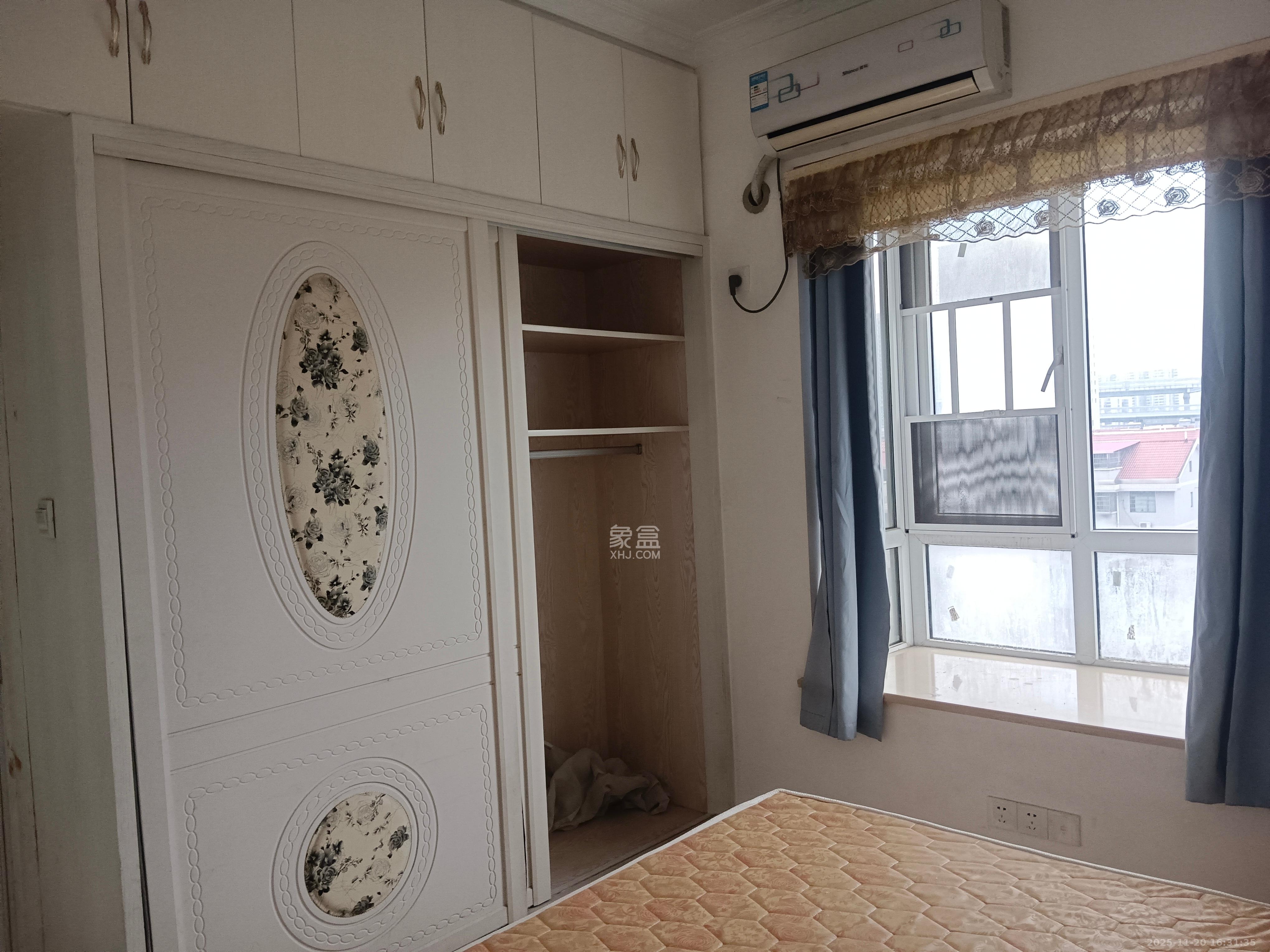 华银天际  3室2厅2卫    2200.0元/月室内图