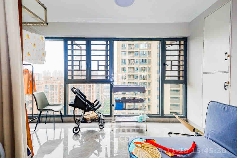 华润翡翠府 3室1厅1卫 3000.0元/月 华润翡翠府 3室1厅1卫 3000.0元/月室内图