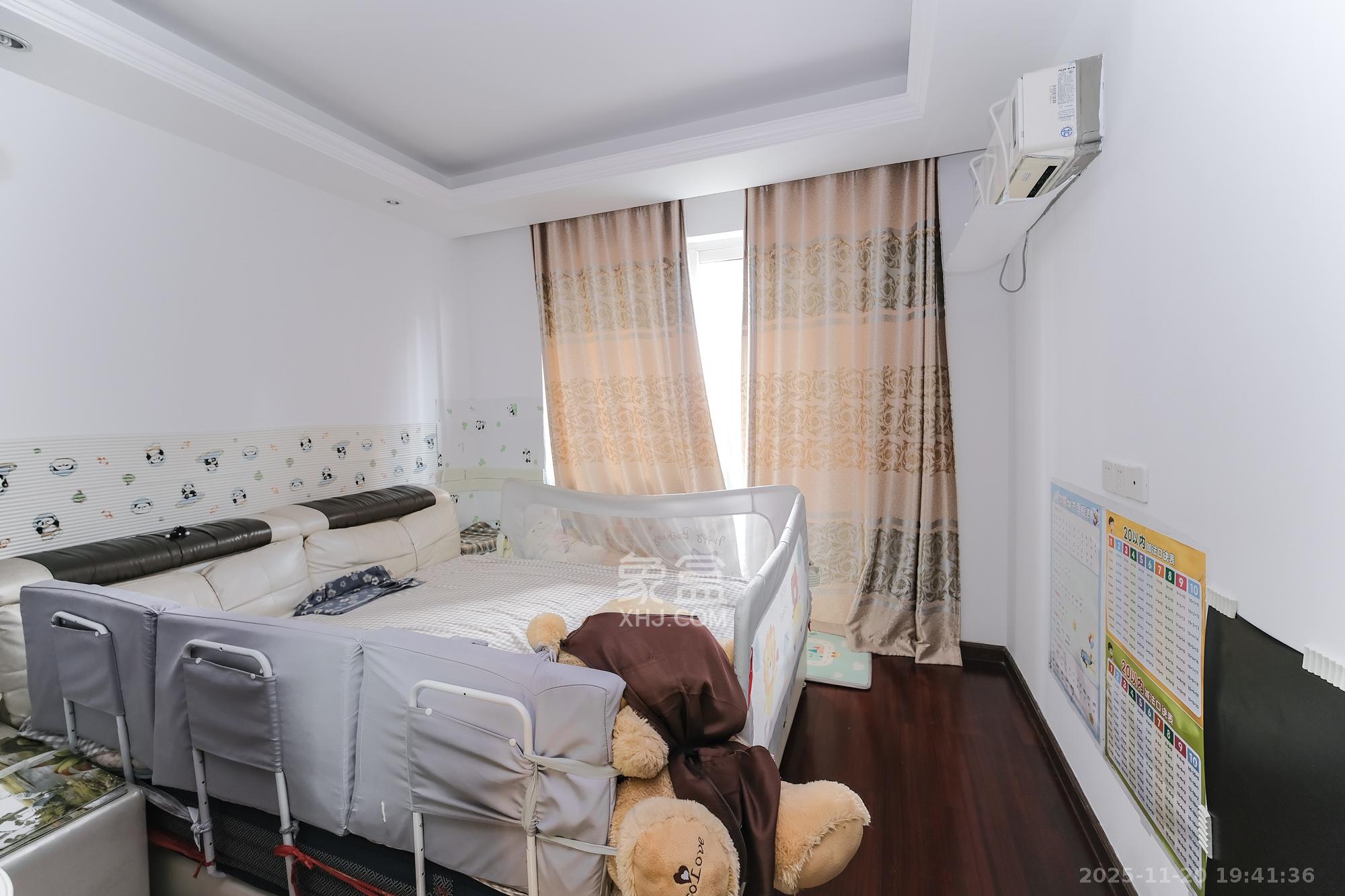 郡原居里  2室2厅1卫    45.0万卧室