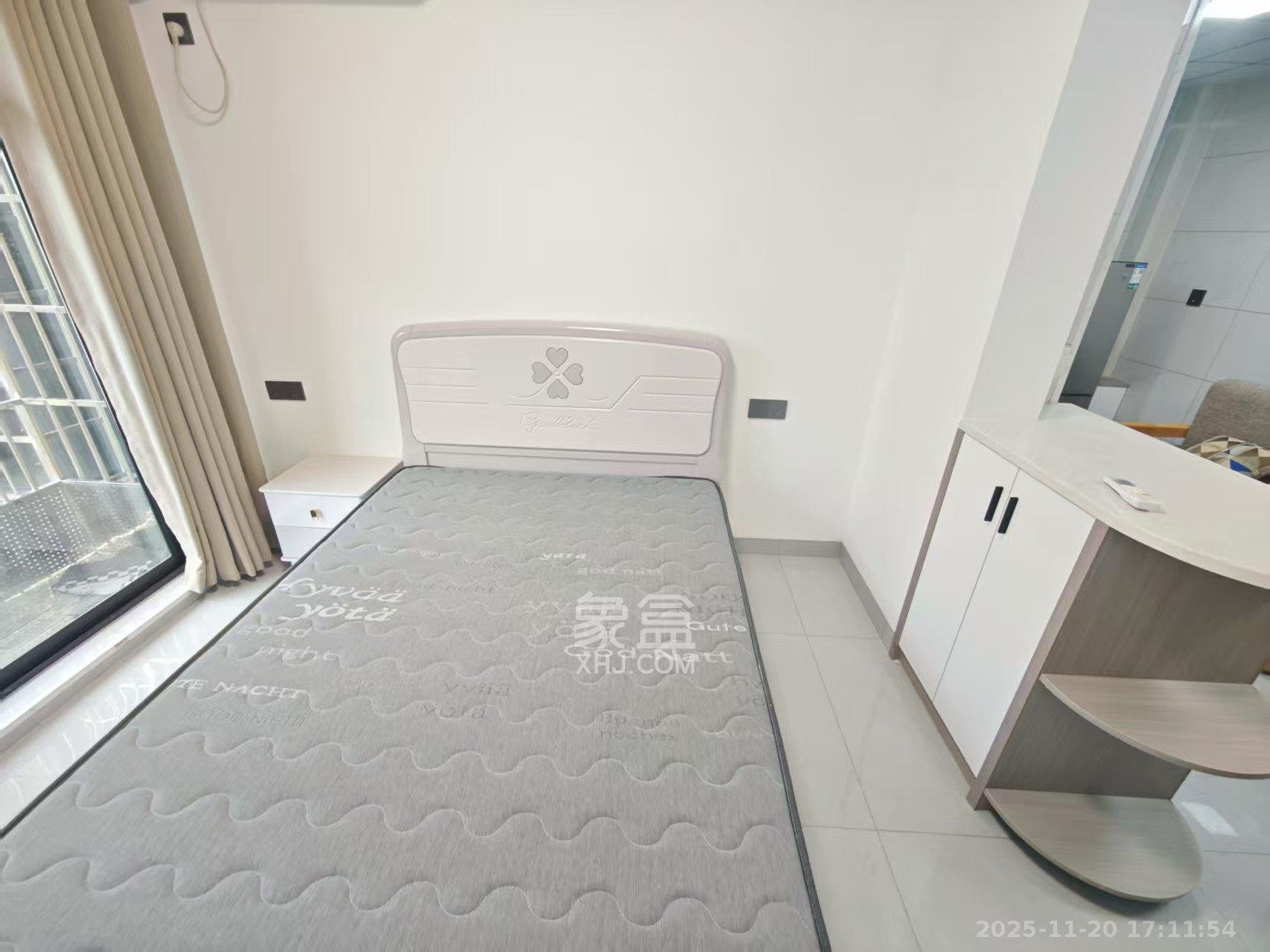 和润园三期  1室1厅1卫    1500.0元/月室内图