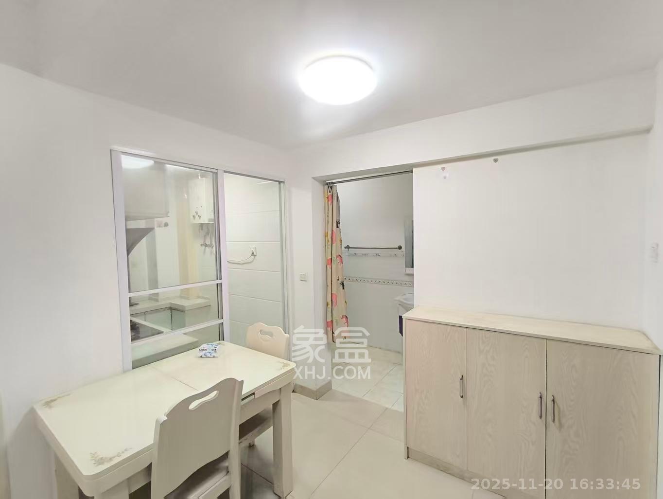 乾源国际 1室1厅1卫 1400.0元/月 乾源国际 1室1厅1卫 1400.0元/月室内图