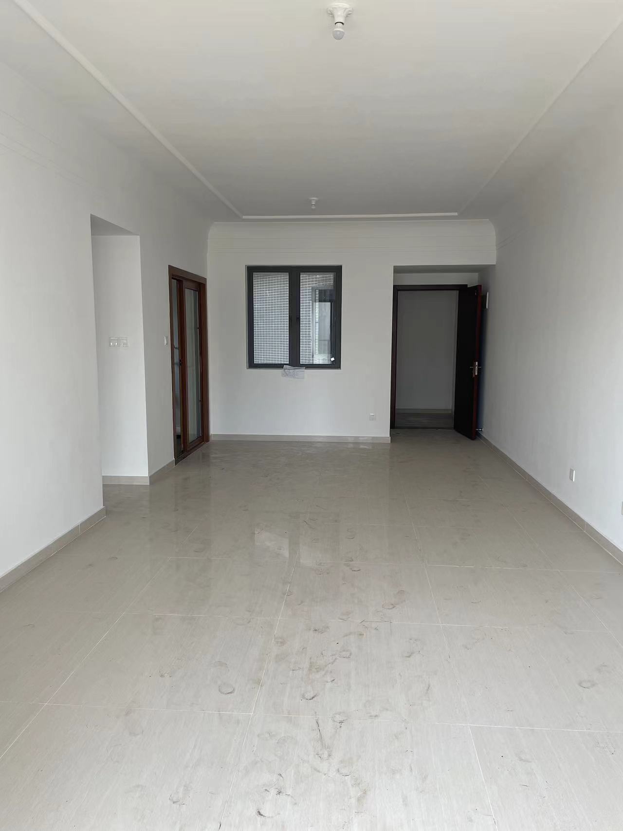 星华海岸城一期  2室2厅1卫    1500.0元/月室内图