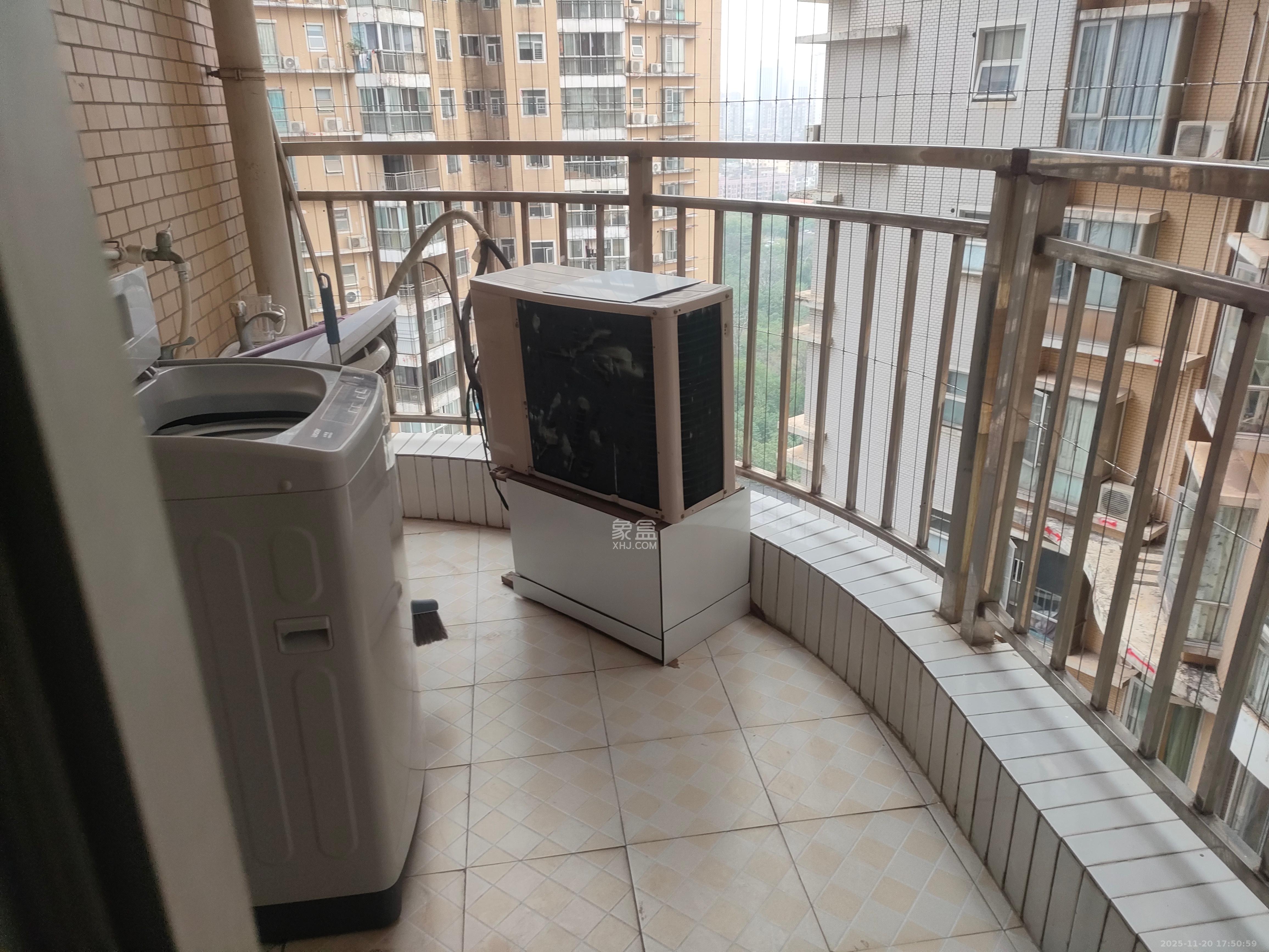 凯通国际城(凯通朝庭) 2室1厅1卫 2200.0元/月 凯通国际城(凯通朝庭) 2室1厅1卫 2200.0元/月室内图