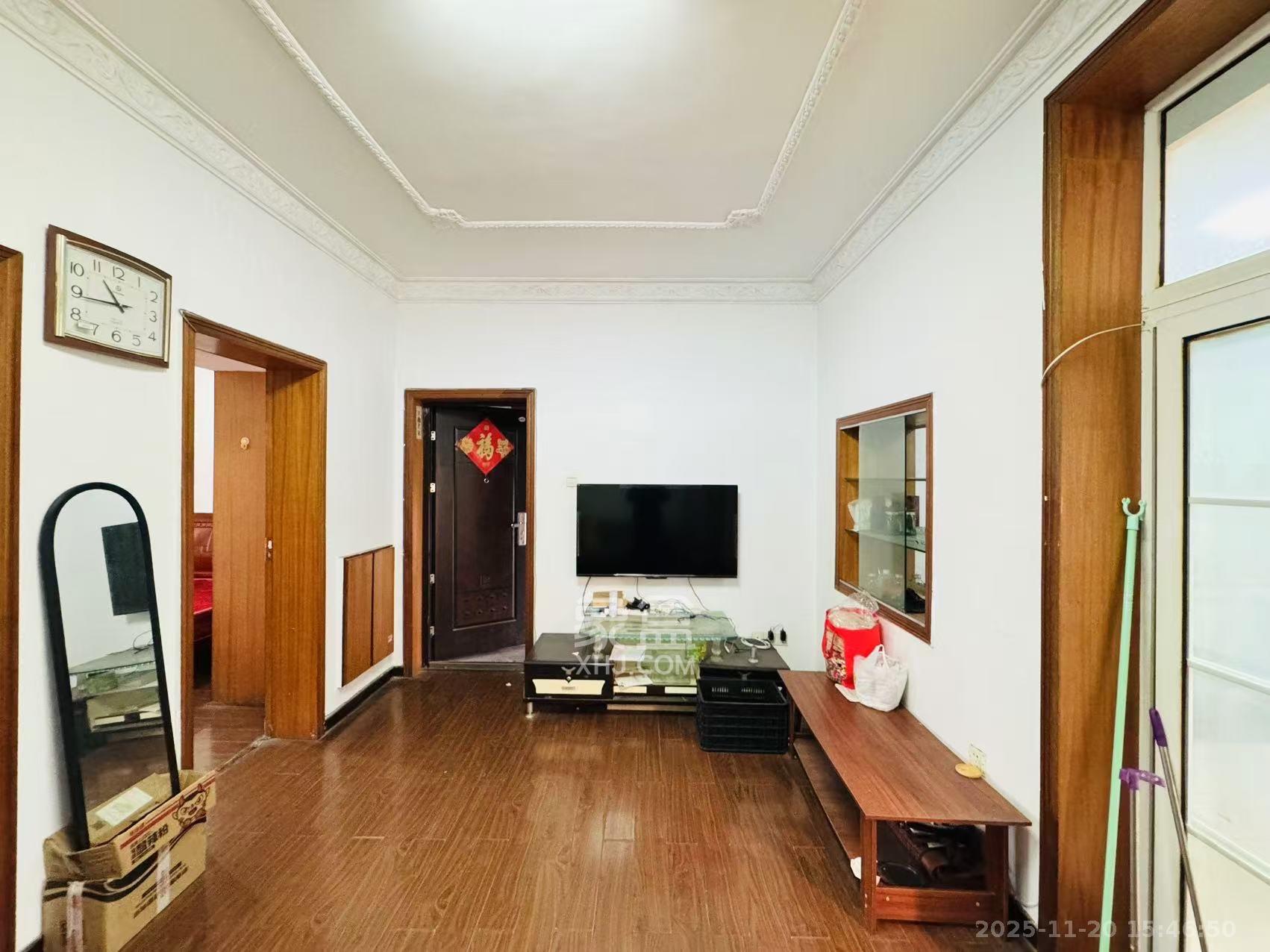 二机小区  2室1厅1卫    1200.0元/月室内图