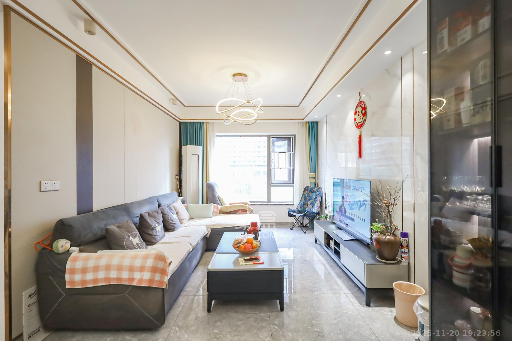 世茂铂翠湾四期（世茂悦享）  3室2厅1卫    108.0万