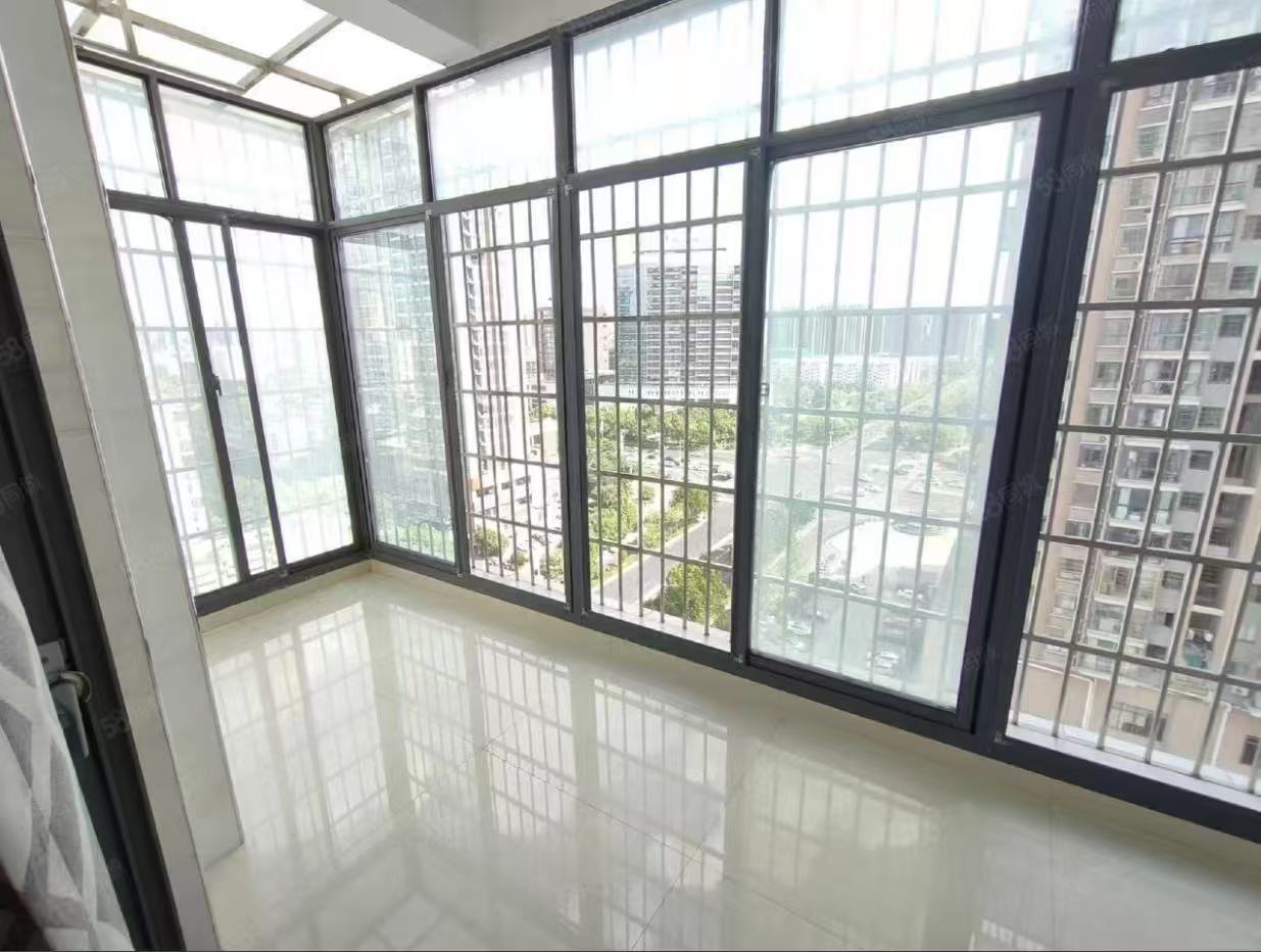 尚书房 3室2厅2卫 2000.0元/月 尚书房 3室2厅2卫 2000.0元/月室内图