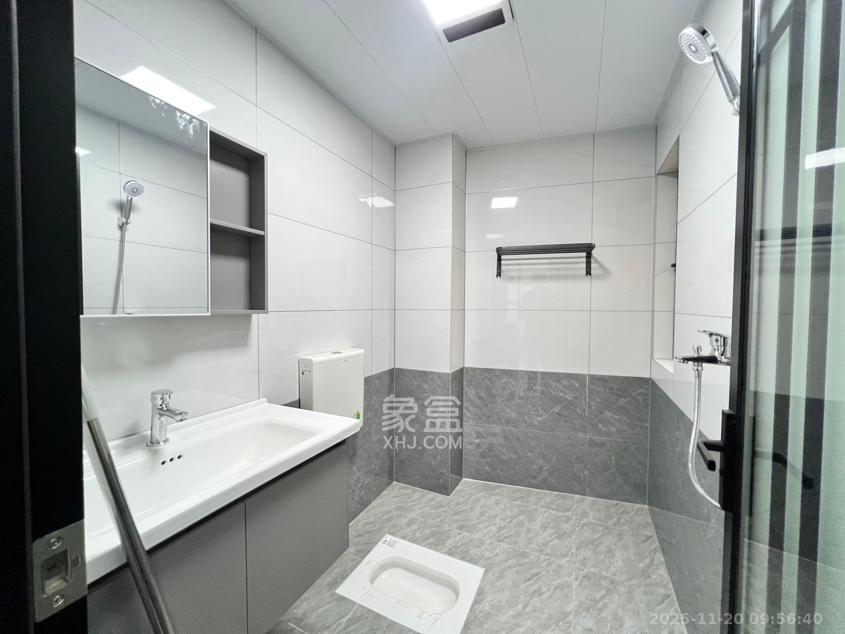 万科魅力之城  3室2厅2卫    2300.0元/月室内图