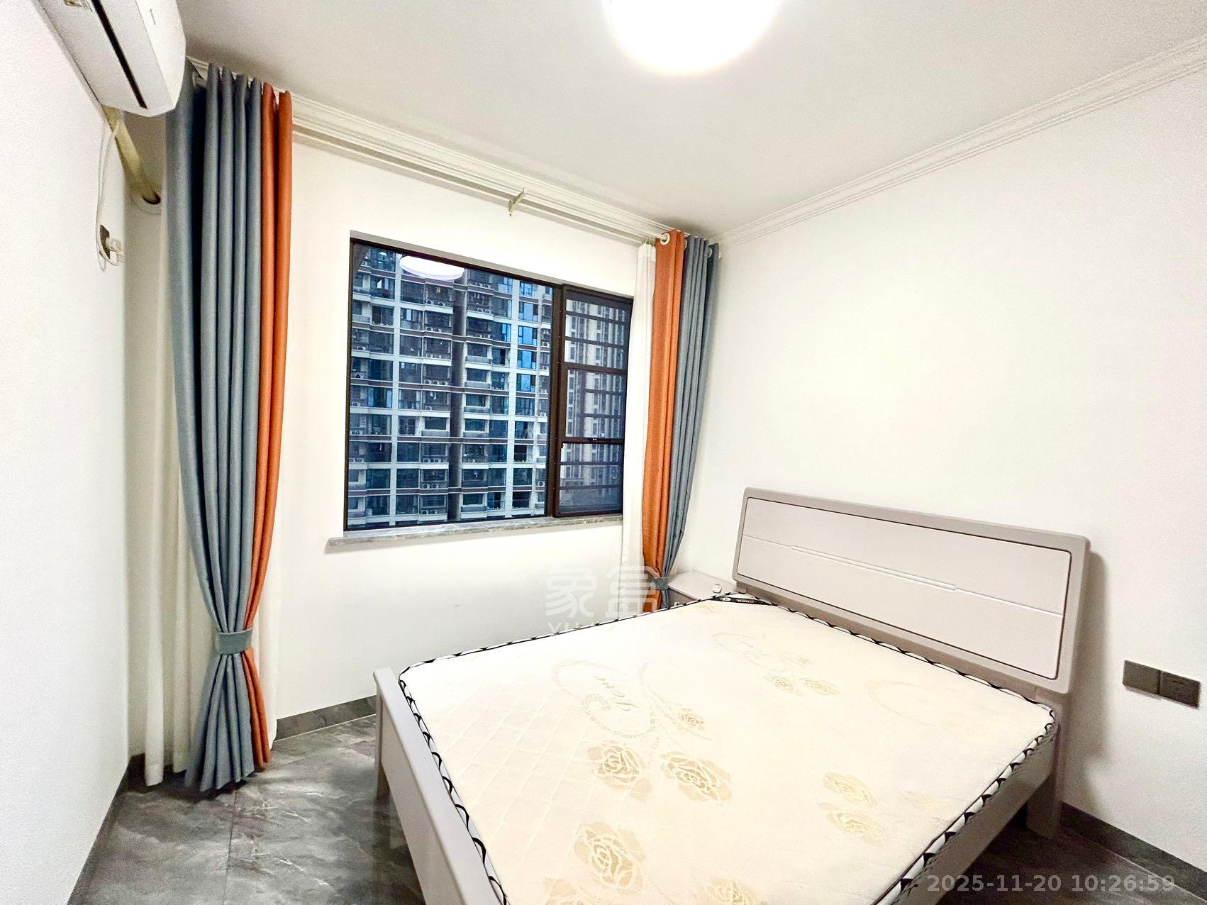 长房明宸府 3室2厅2卫 2400.0元/月 长房明宸府 3室2厅2卫 2400.0元/月室内图