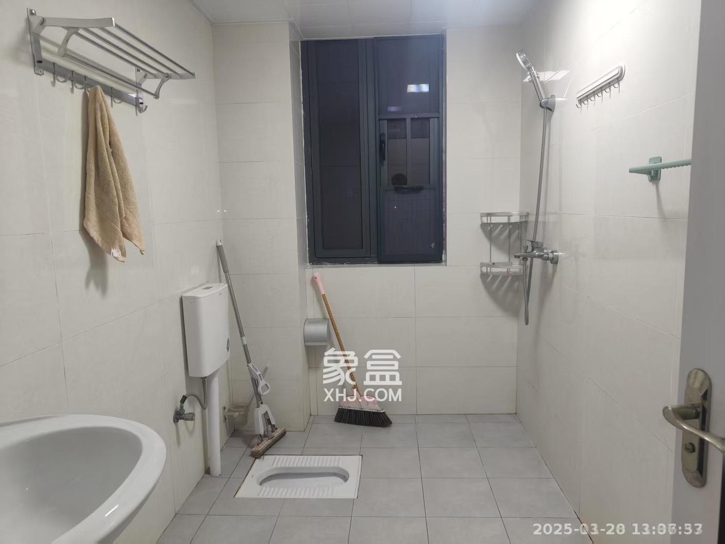 蓝光雍锦阁 3室2厅1卫 2550.0元/月 蓝光雍锦阁 3室2厅1卫 2550.0元/月室内图