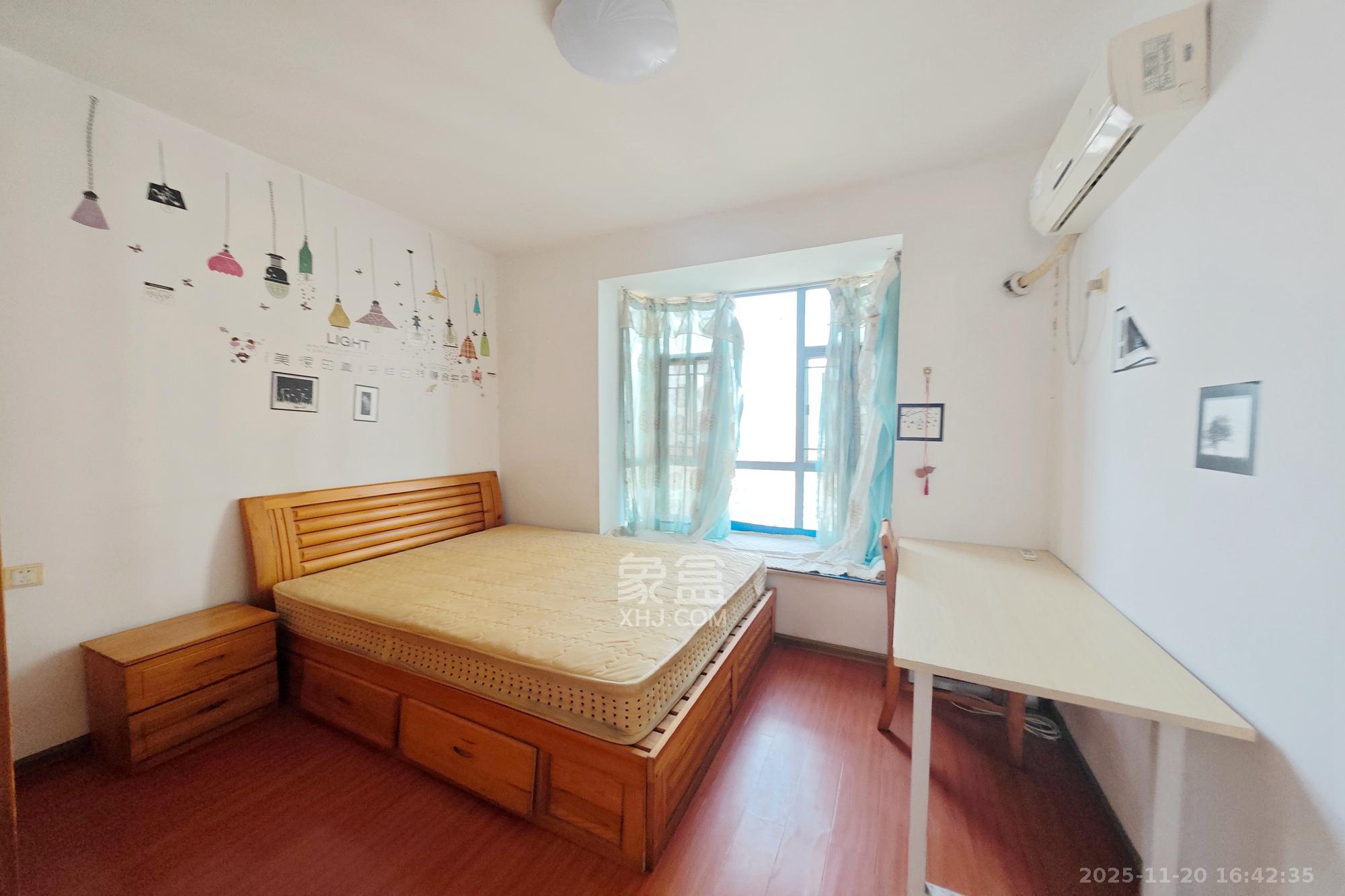 书香名邸 3室2厅1卫 93.8万 书香名邸 3室2厅1卫 93.8万卧室