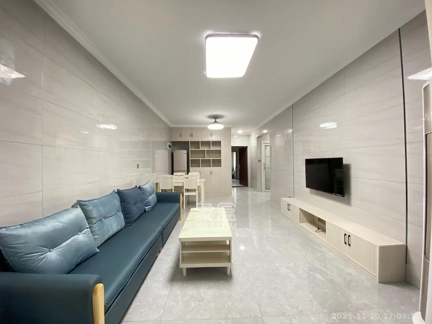 东合新苑  2室2厅1卫    2000.0元/月室内图