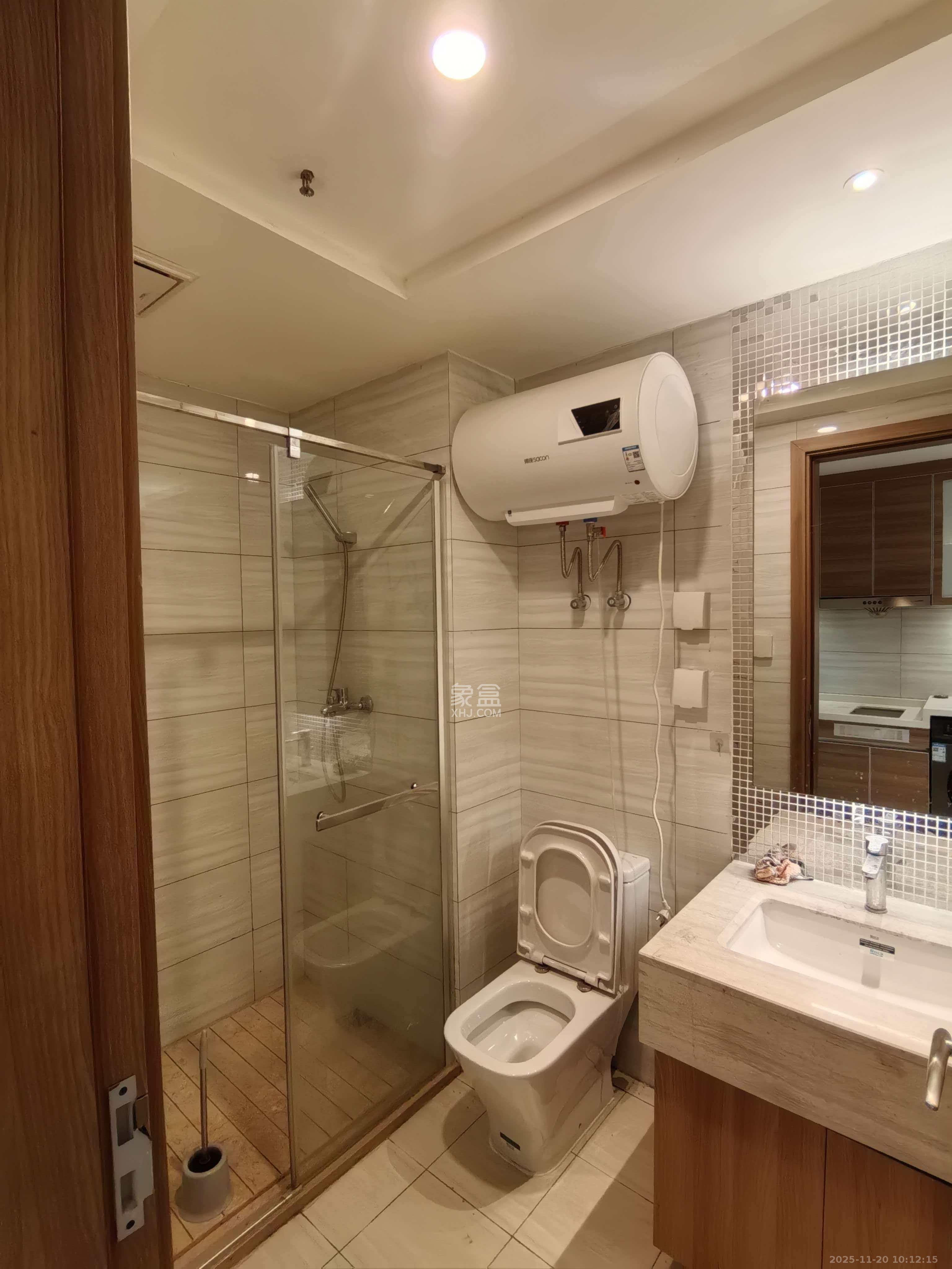 恒大金融广场  1室1厅1卫    1500.0元/月室内图