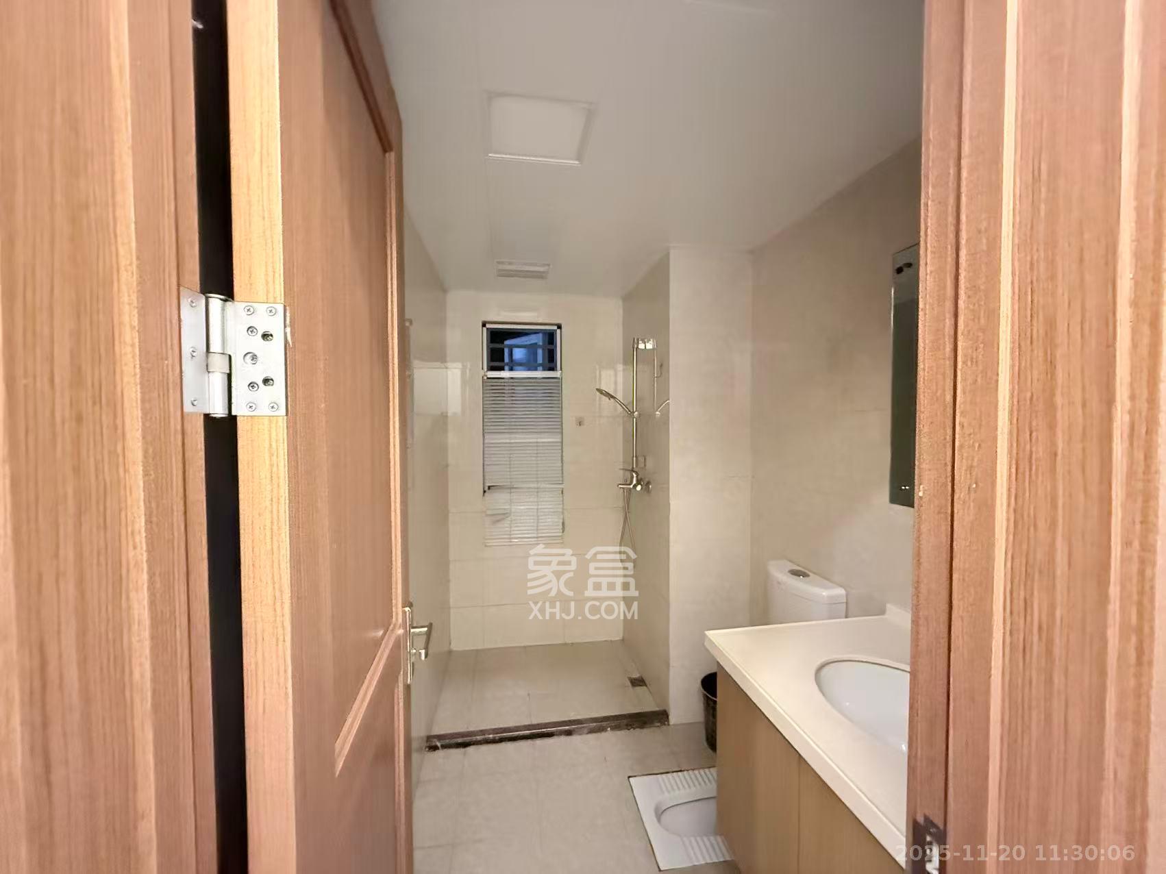 金科集美天辰  3室2厅1卫    1800.0元/月室内图