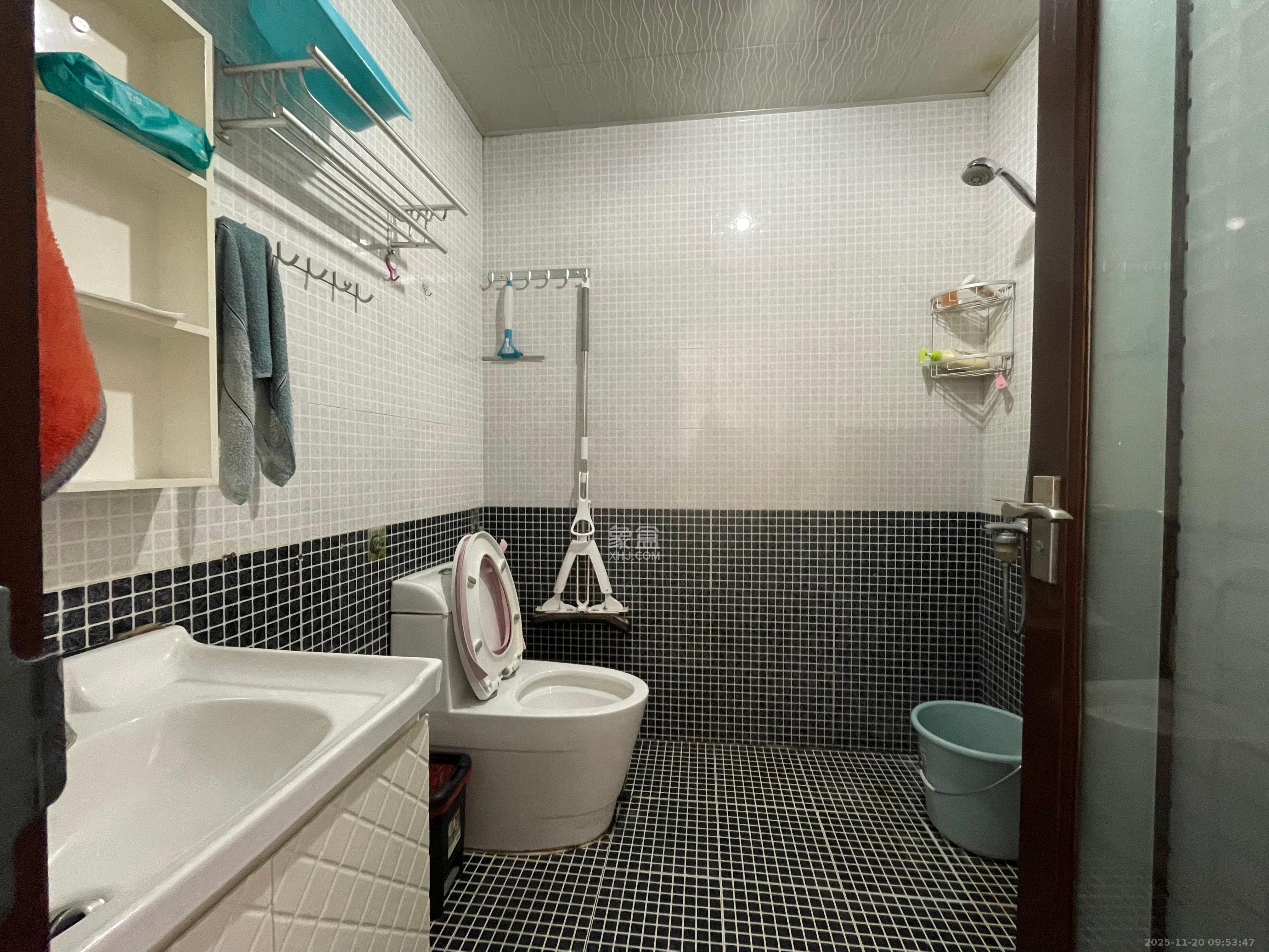 湘江世纪城映江苑 1室1厅1卫 1600.0元/月 湘江世纪城映江苑 1室1厅1卫 1600.0元/月室内图