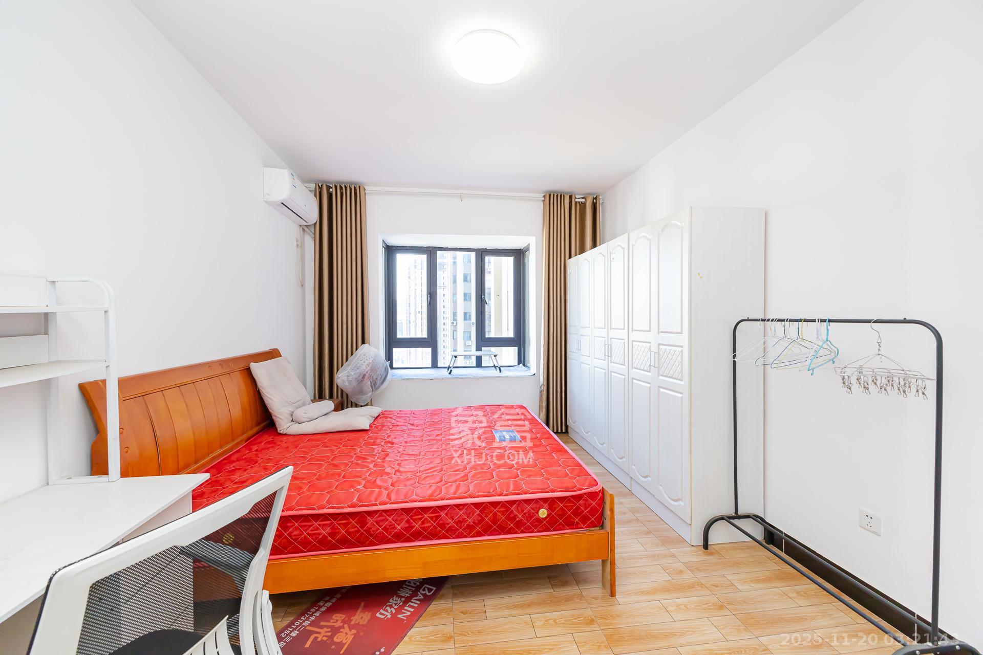 勤诚达境界城  4室2厅2卫    85.0万卧室