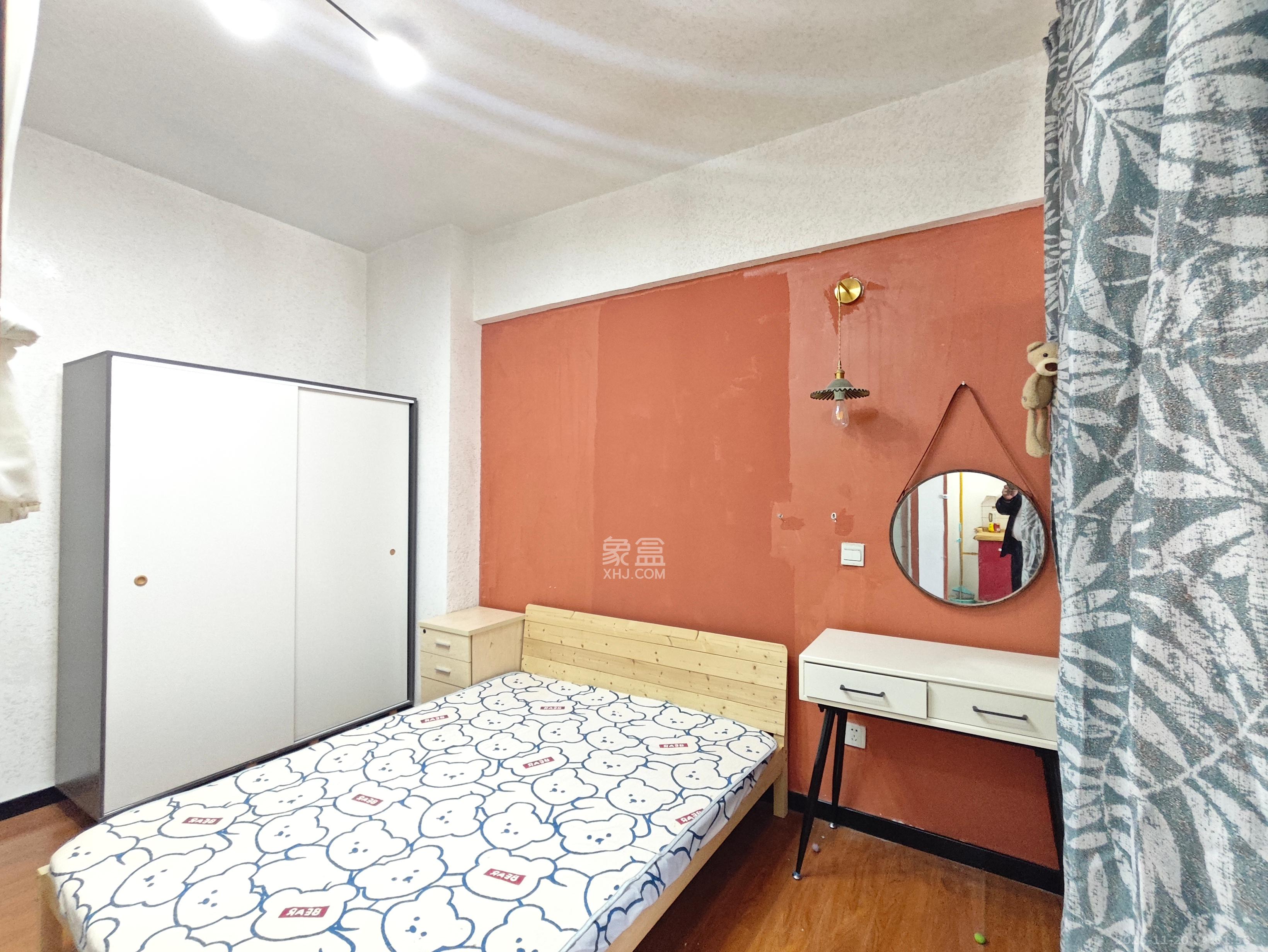 长大卧琥  1室1厅1卫    1500.0元/月室内图