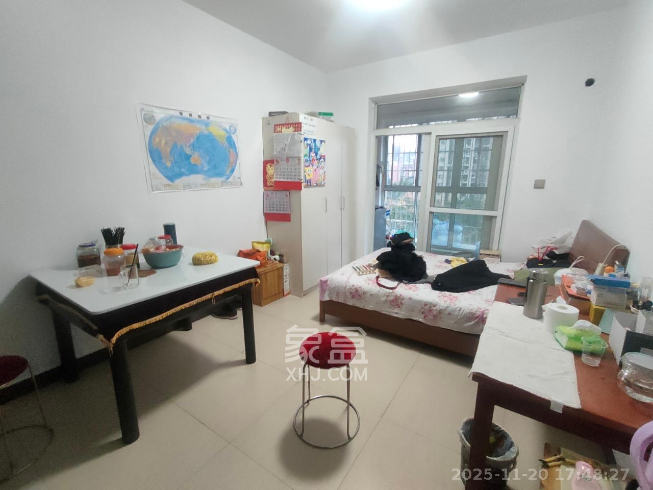 和馨园  4室2厅2卫    3200.0元/月