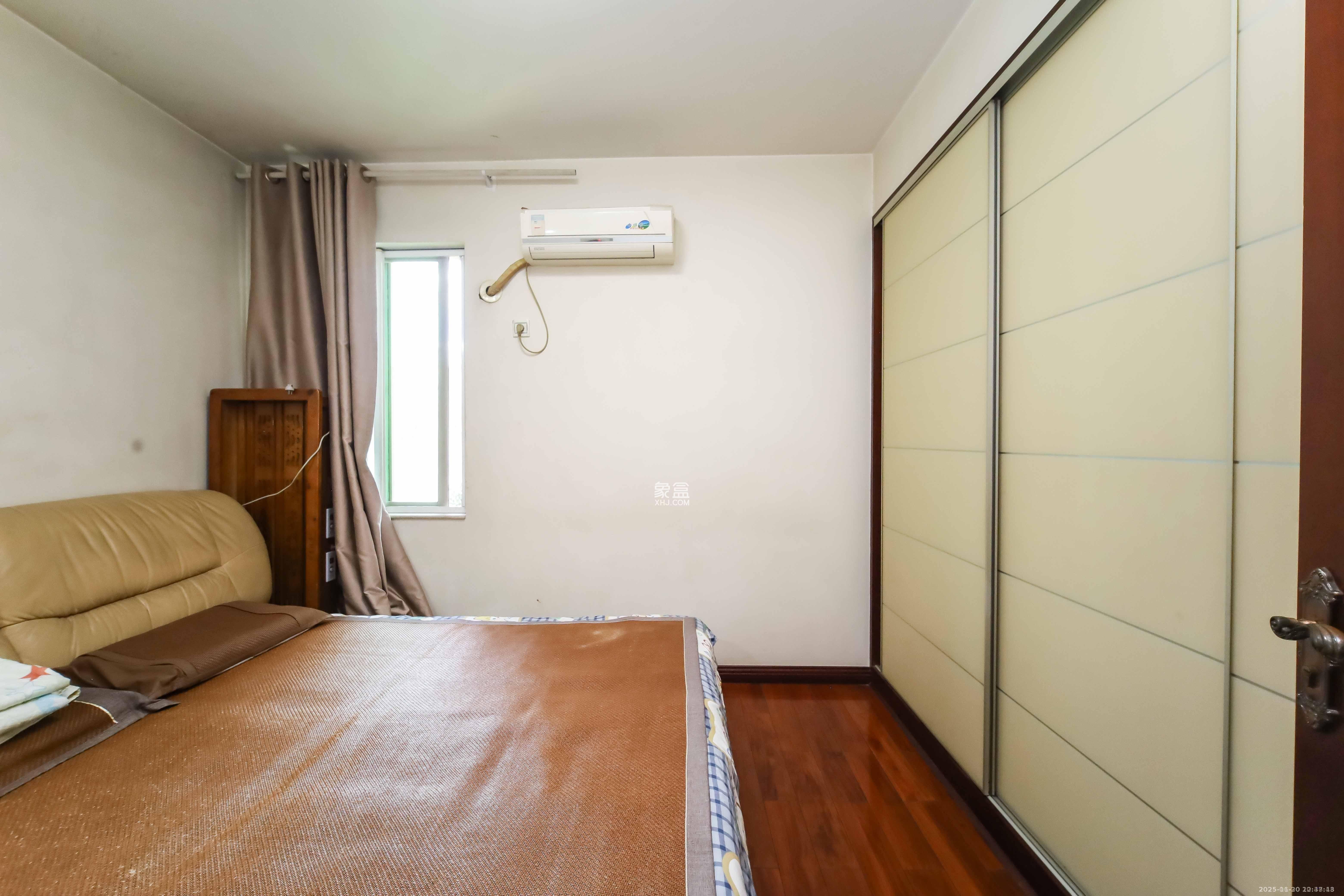 锦湘国际星城一期（锦美苑）  4室2厅2卫    3200.0元/月室内图