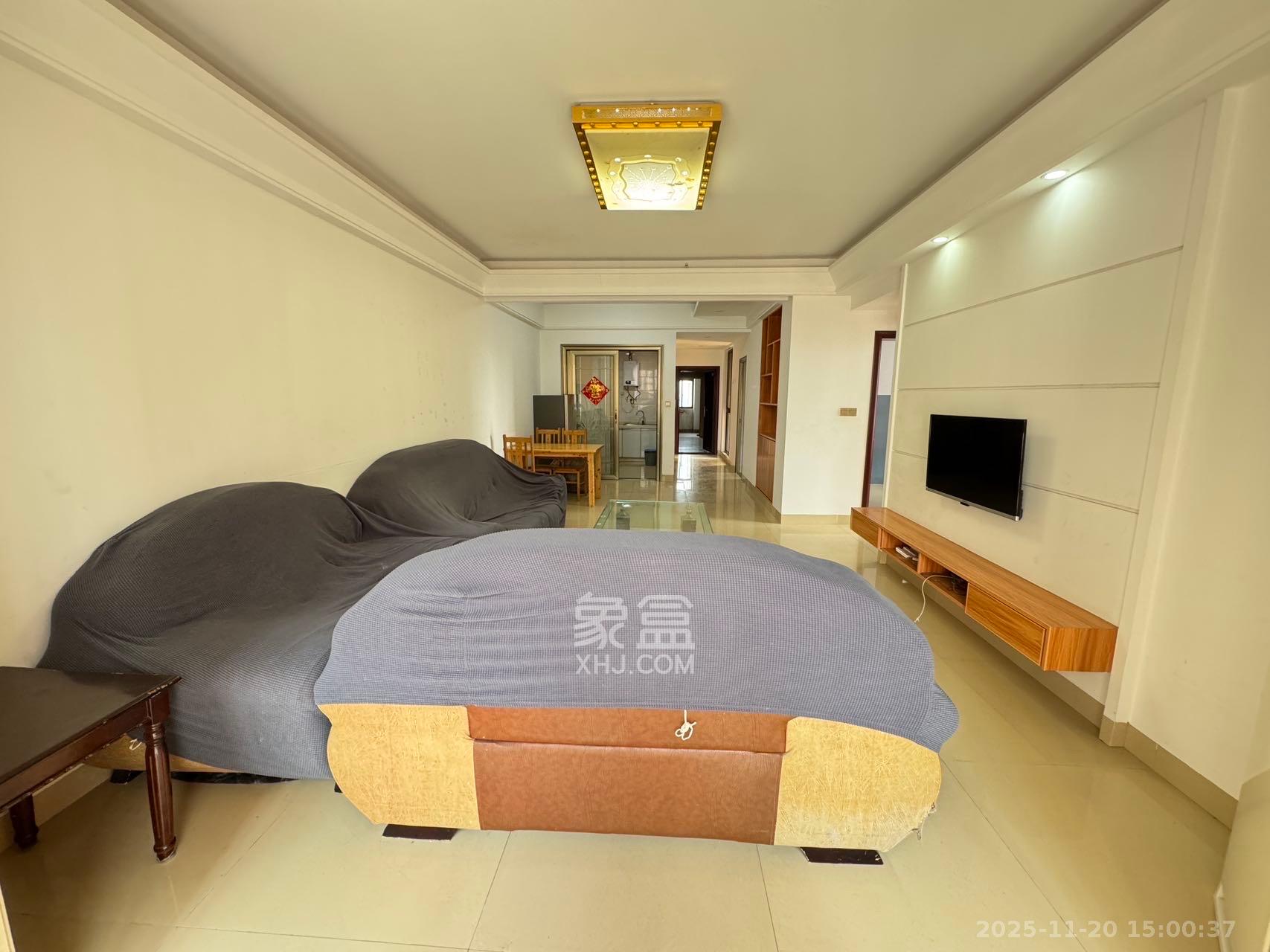 三景华御 3室2厅1卫 1600.0元/月 三景华御 3室2厅1卫 1600.0元/月室内图