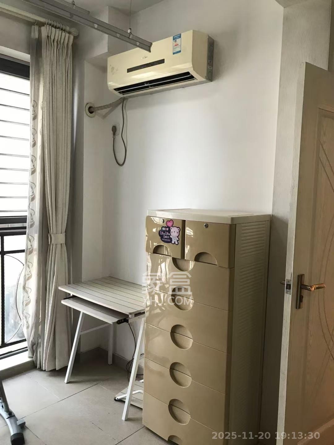 佳天瑞宁花园  2室2厅1卫    2300.0元/月室内图