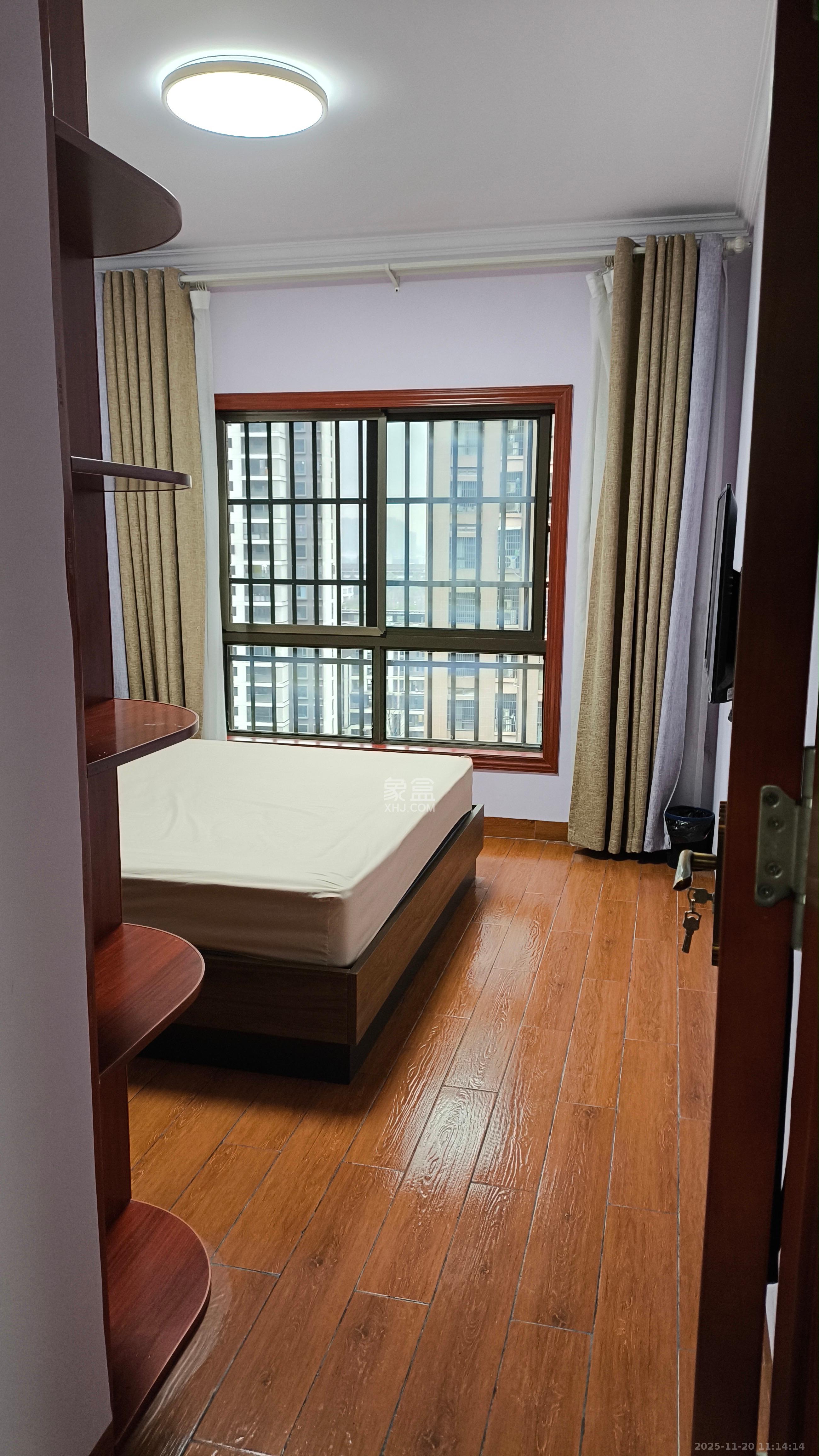 家和院  3室2厅1卫    2000.0元/月室内图