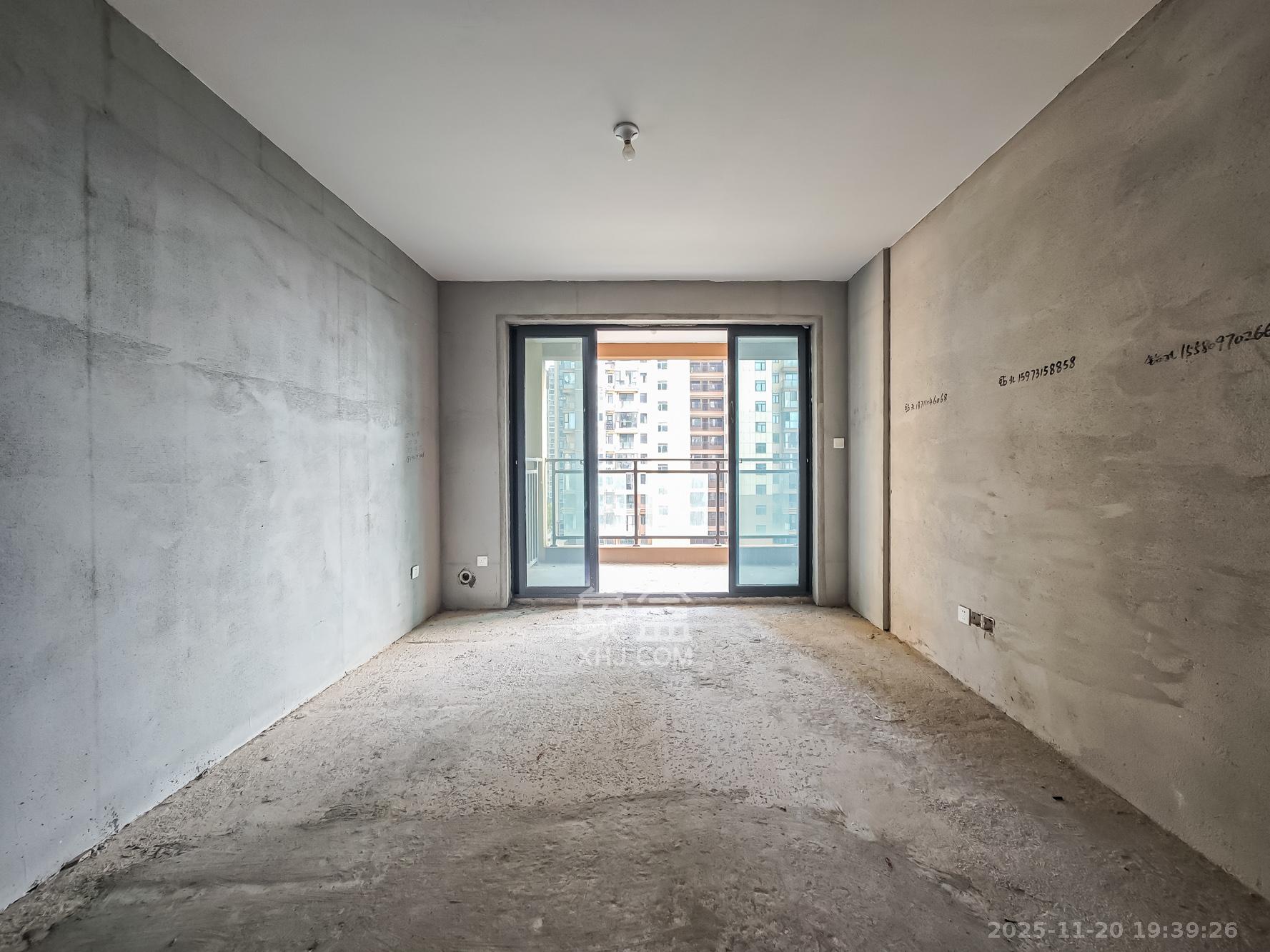 广泽上苑 3室1厅2卫 85.0万 广泽上苑 3室1厅2卫 85.0万卧室