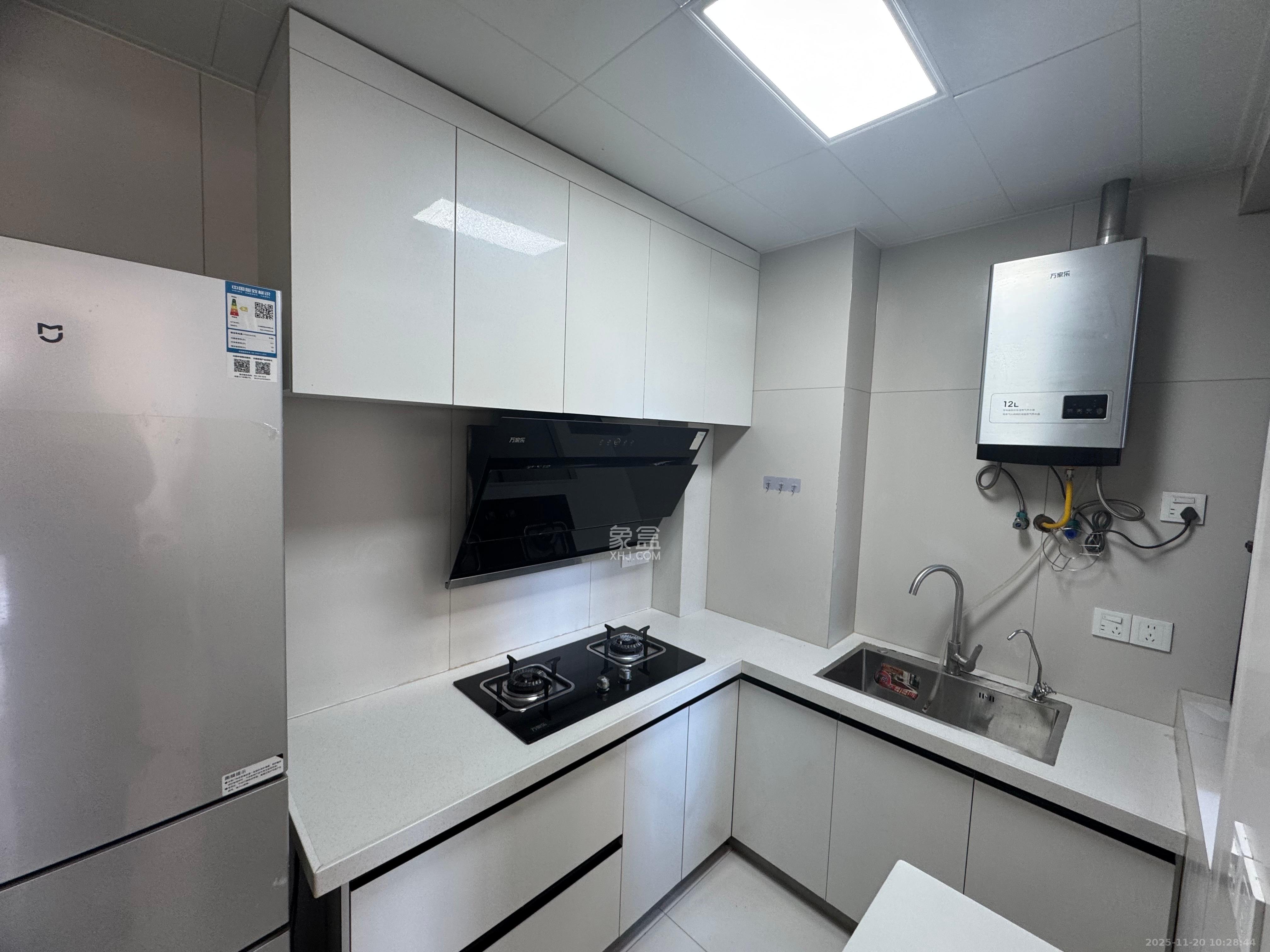 永宏万家里  3室2厅2卫    2680.0元/月室内图