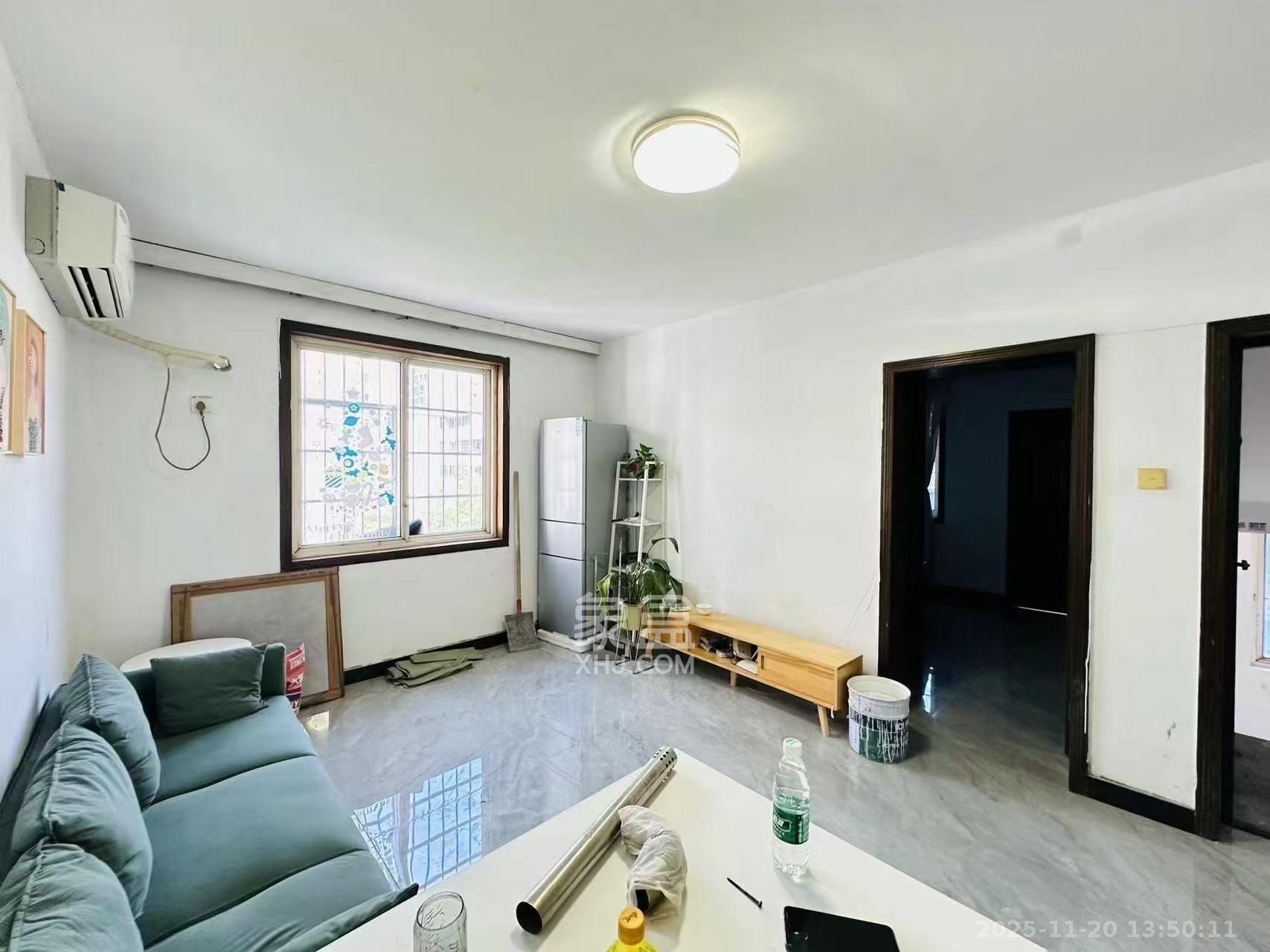 广厦新村 1室1厅1卫 1300.0元/月 广厦新村 1室1厅1卫 1300.0元/月室内图