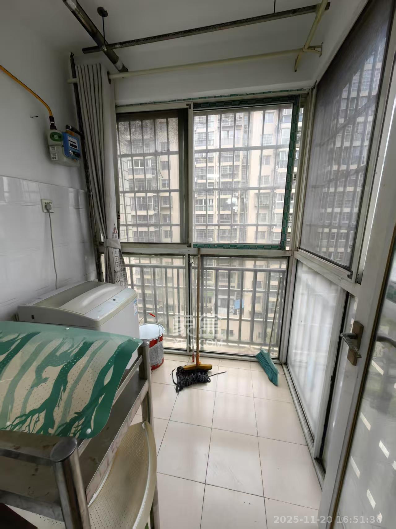 麓谷锦和园 3室1厅1卫 2200.0元/月 麓谷锦和园 3室1厅1卫 2200.0元/月室内图