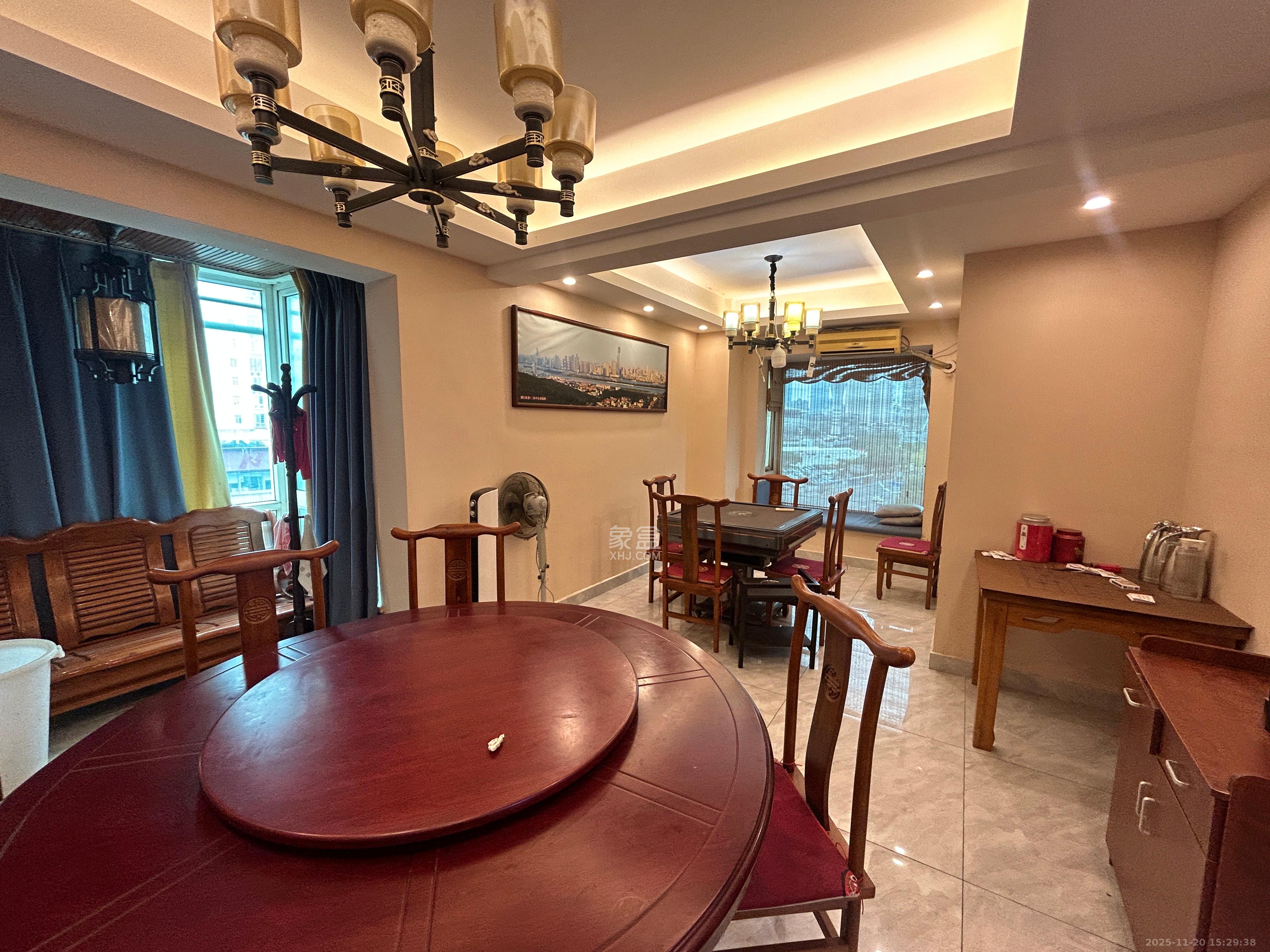 佳天国际新城 3室2厅1卫 3000.0元/月 佳天国际新城 3室2厅1卫 3000.0元/月室内图