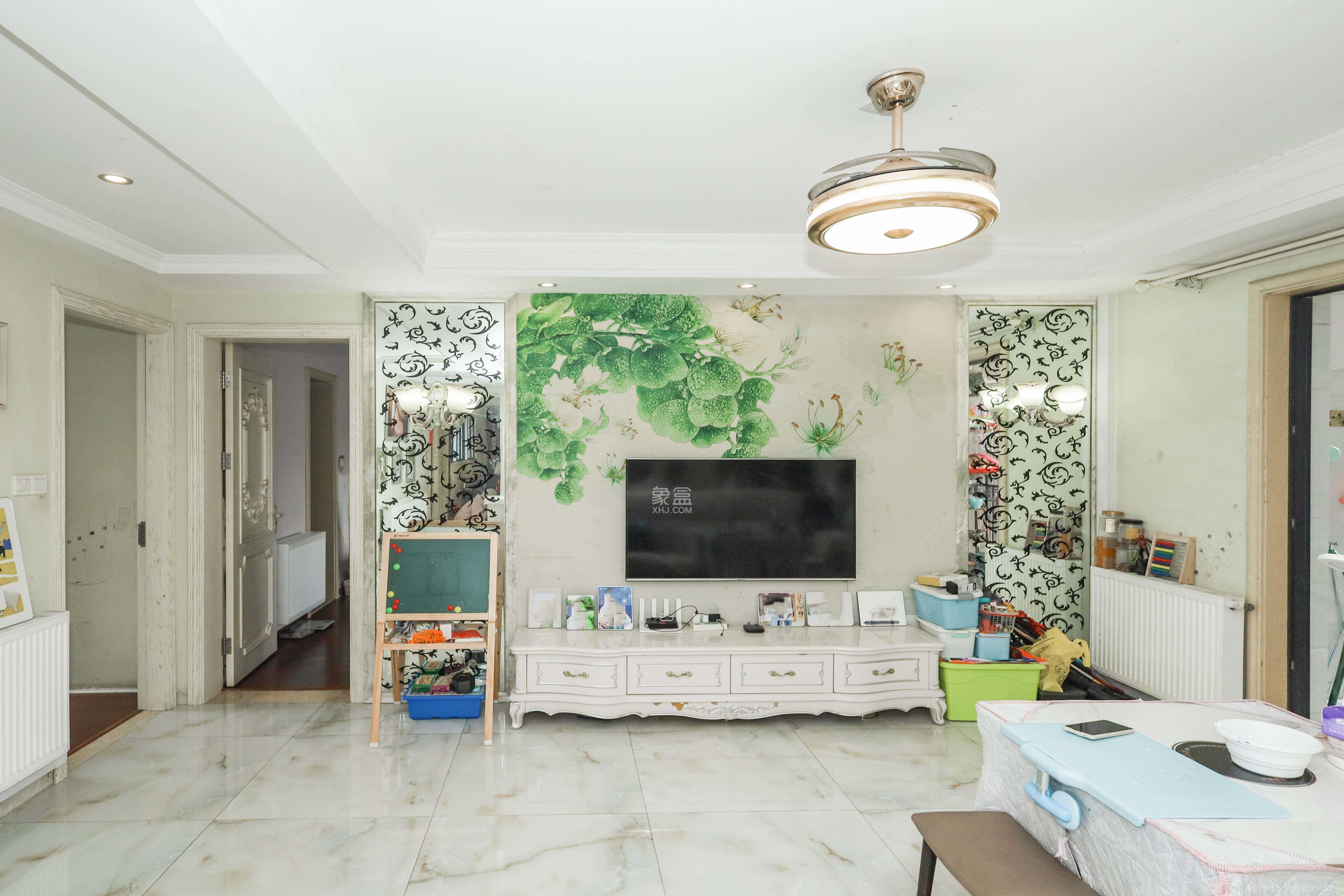 万科城市花园 3室2厅2卫 110.0万 万科城市花园 3室2厅2卫 110.0万客厅