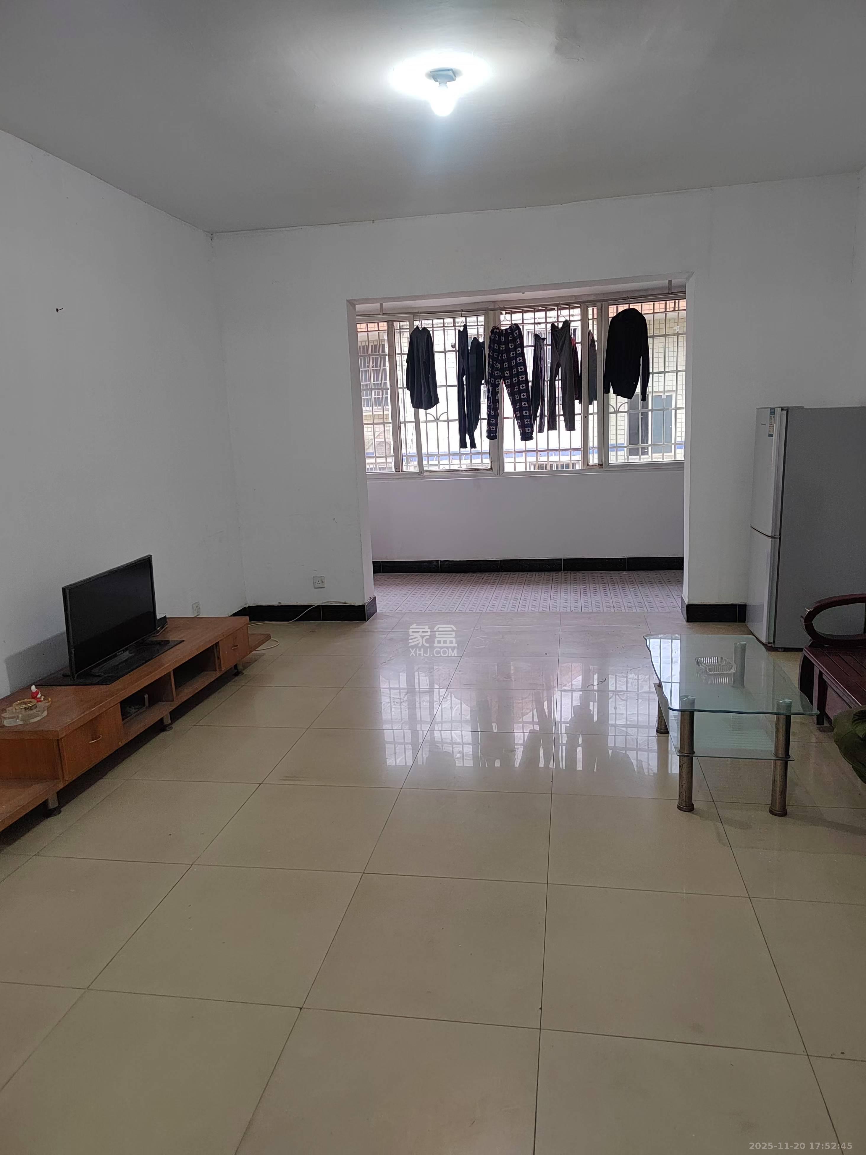 鑫隆家园 2室1厅1卫 1500.0元/月 鑫隆家园 2室1厅1卫 1500.0元/月室内图