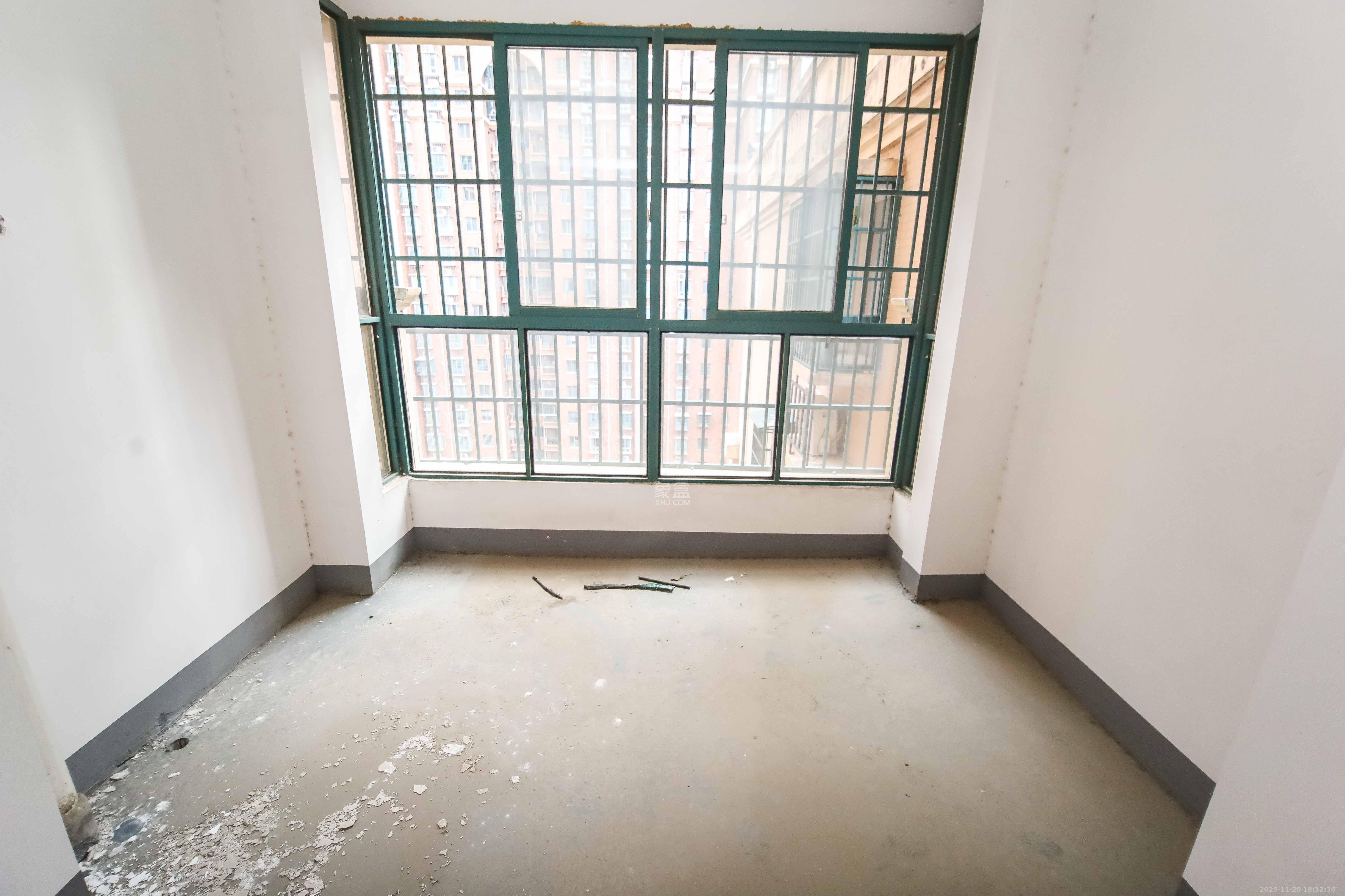 东玺门 3室2厅1卫 66.8万 东玺门 3室2厅1卫 66.8万阳台