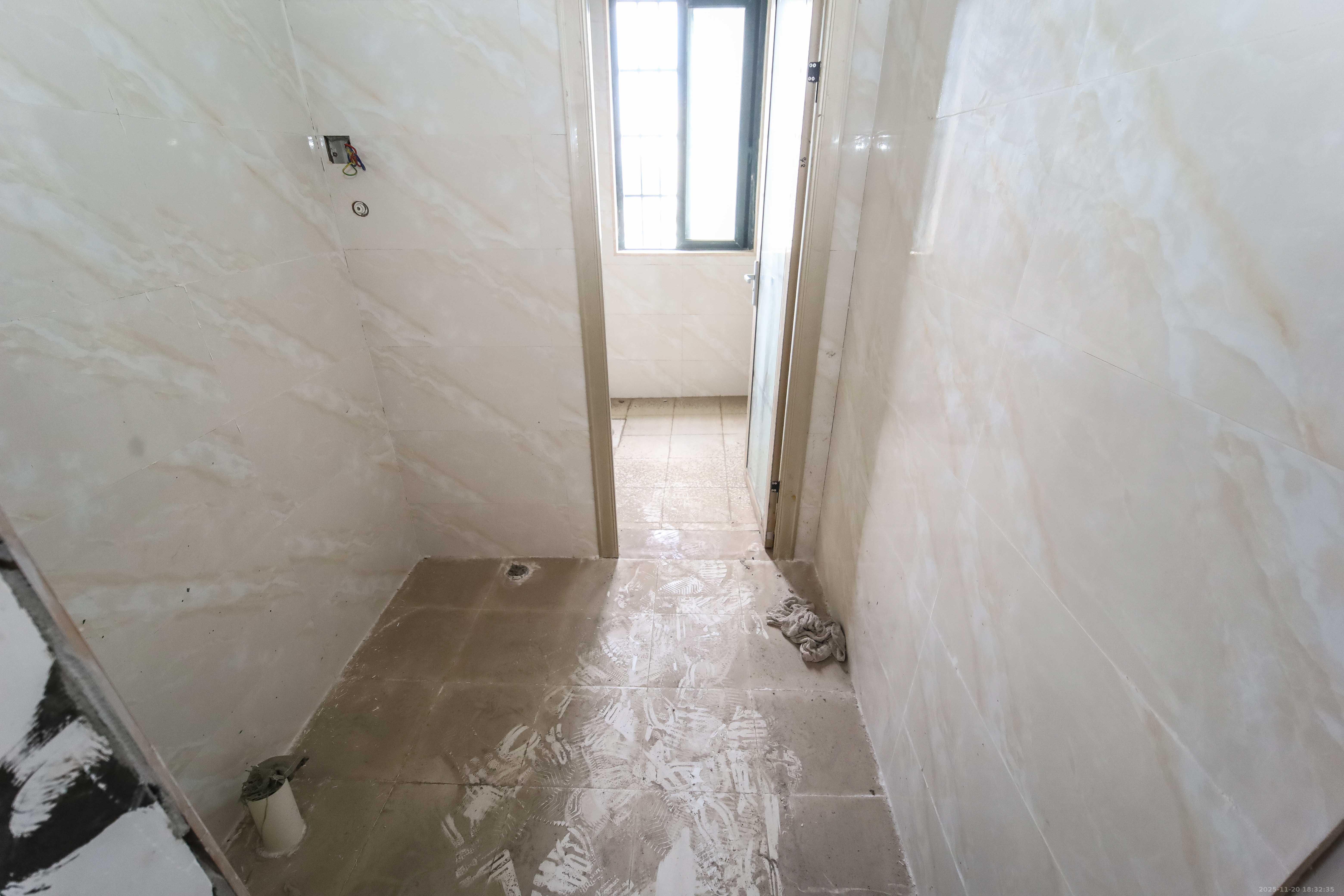 东玺门 3室2厅1卫 66.8万 东玺门 3室2厅1卫 66.8万卫生间