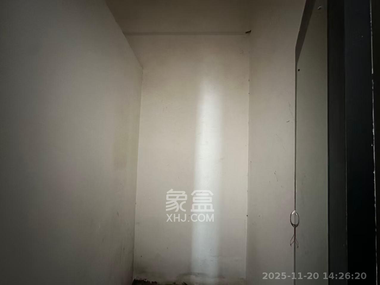 星沙三区 1室5厅5卫 2000.0元/月 星沙三区 1室5厅5卫 2000.0元/月室内图